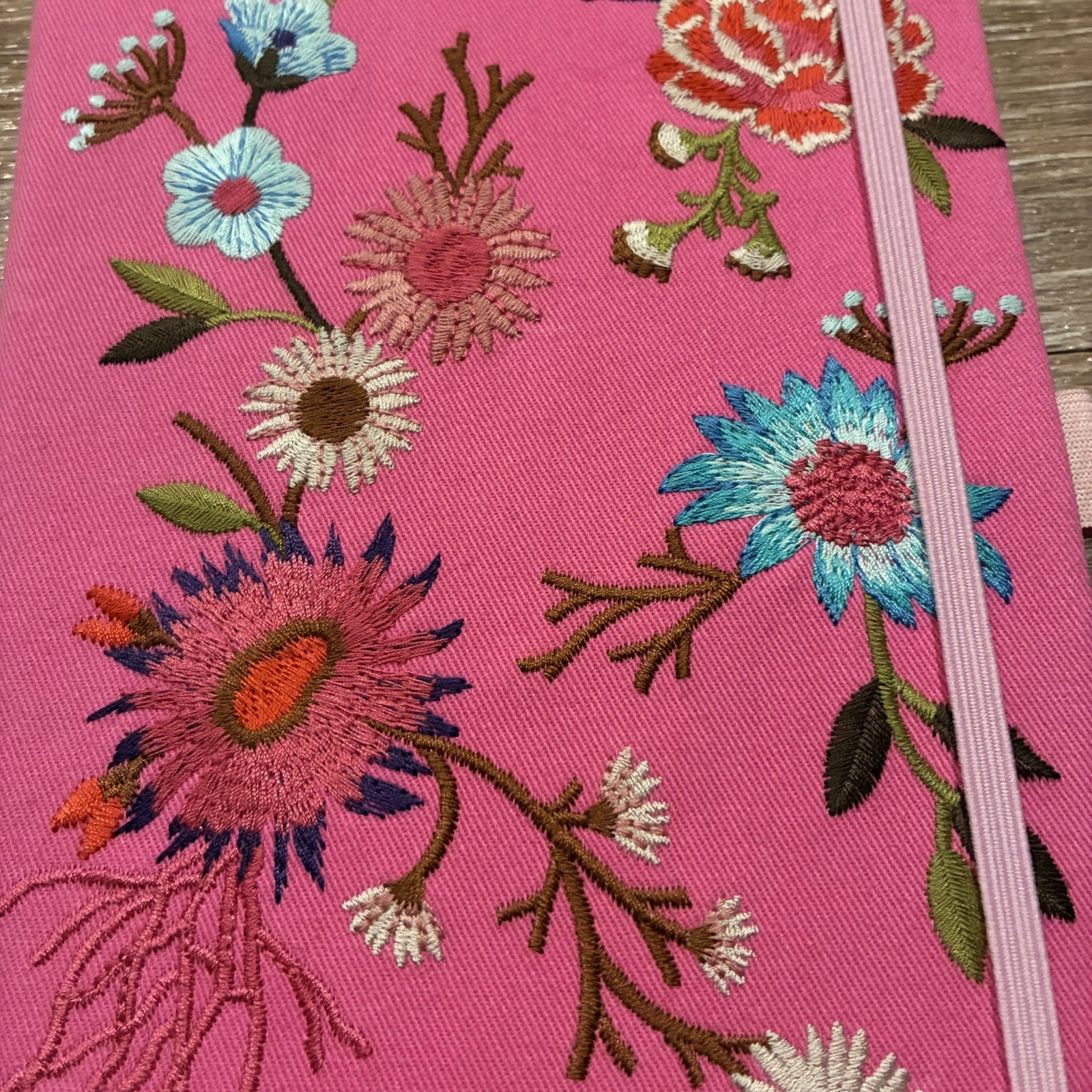 Johnny Was Journal Embroidered Floral Flowers Pink