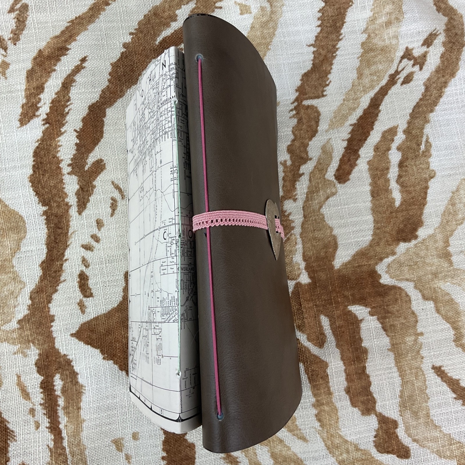 Handmade Gray Leather Travel Journal – Mixed Media Paper – 5 x 8 inch