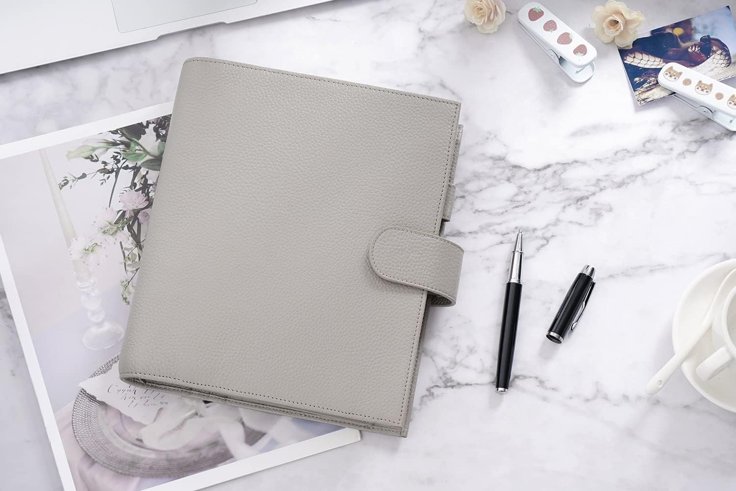 Elegant A5 Leather Planner – 30mm Rings & Multiple Card Slots for Professionals