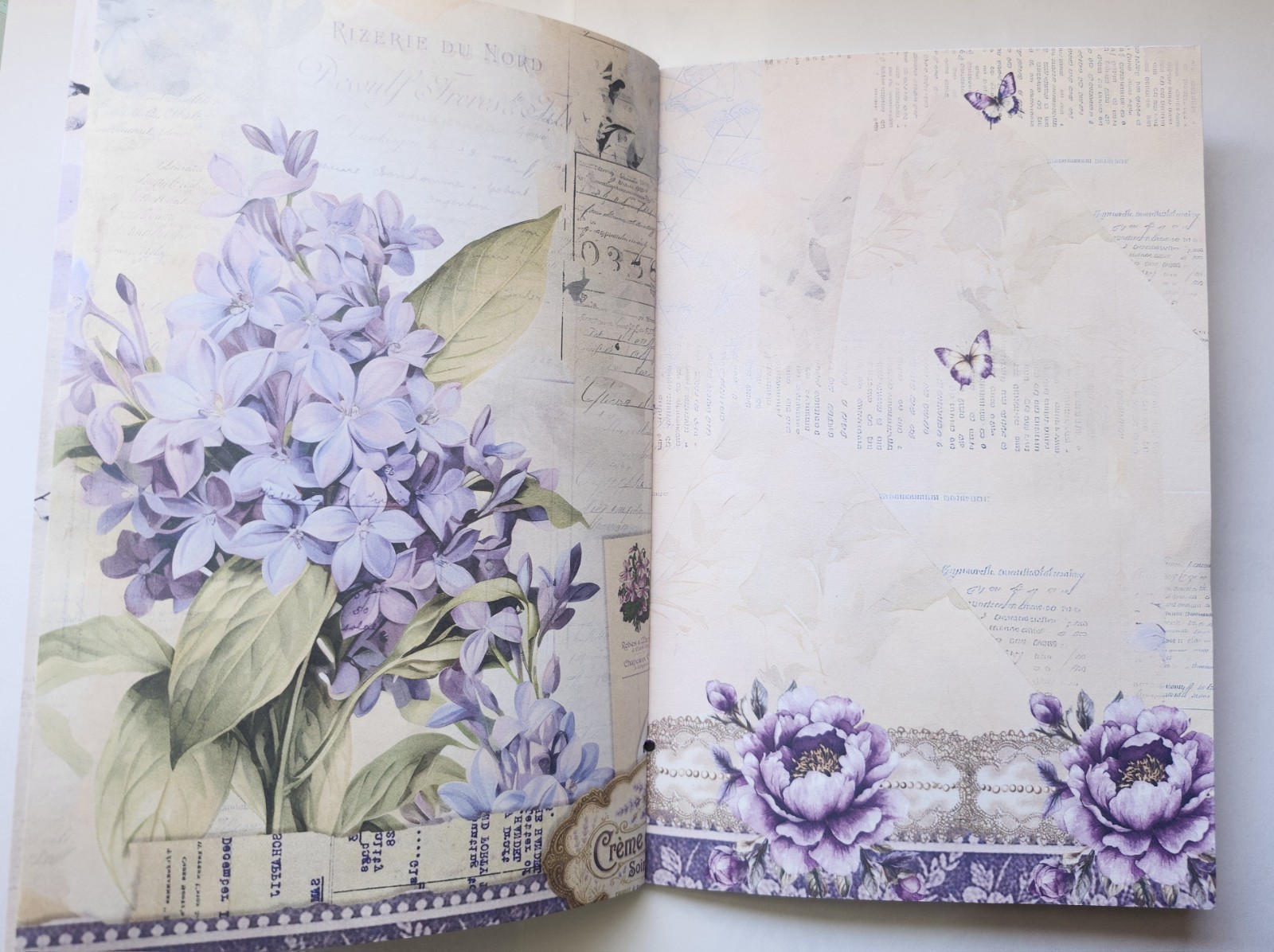 Junk Journal Booklet “LAVENDER DREAMS” 50+ pcs Ephemera Vintage Purples 40pgs