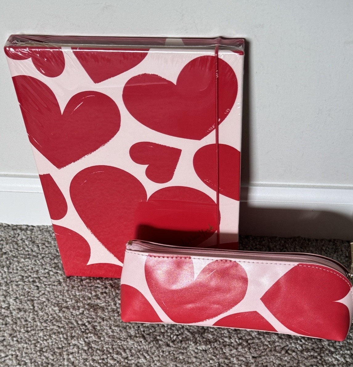 Kate Spade Sweet Hearts Take Note Notebook w Pencil Holder and Office Supplies