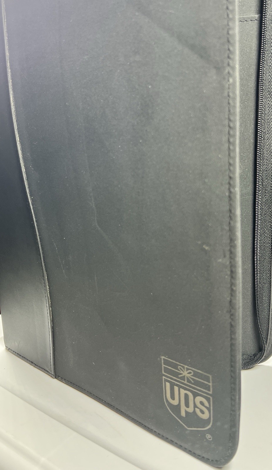 UPS Zippered Portfolio Organizer Binder Document Case Business Padfolio