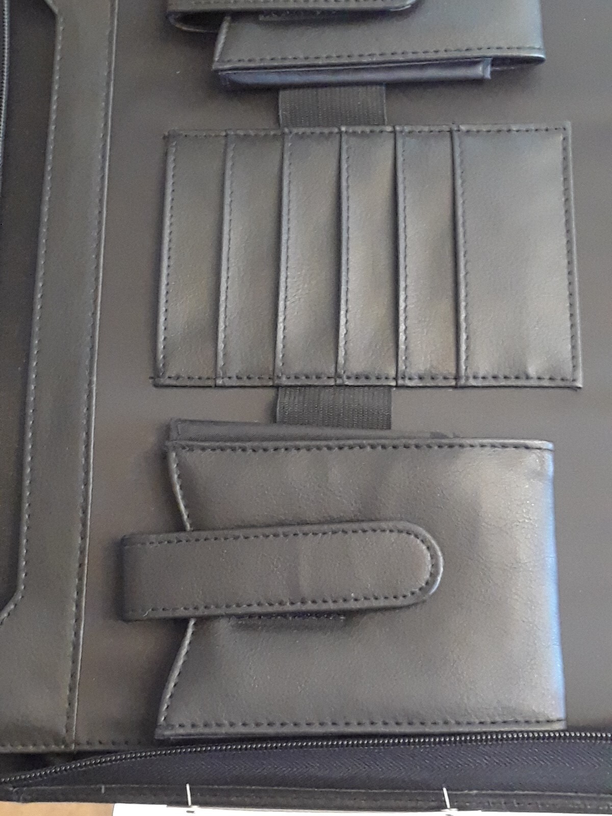Business Folio Binder Organizer Black Zip Close New Never Used Great Shape