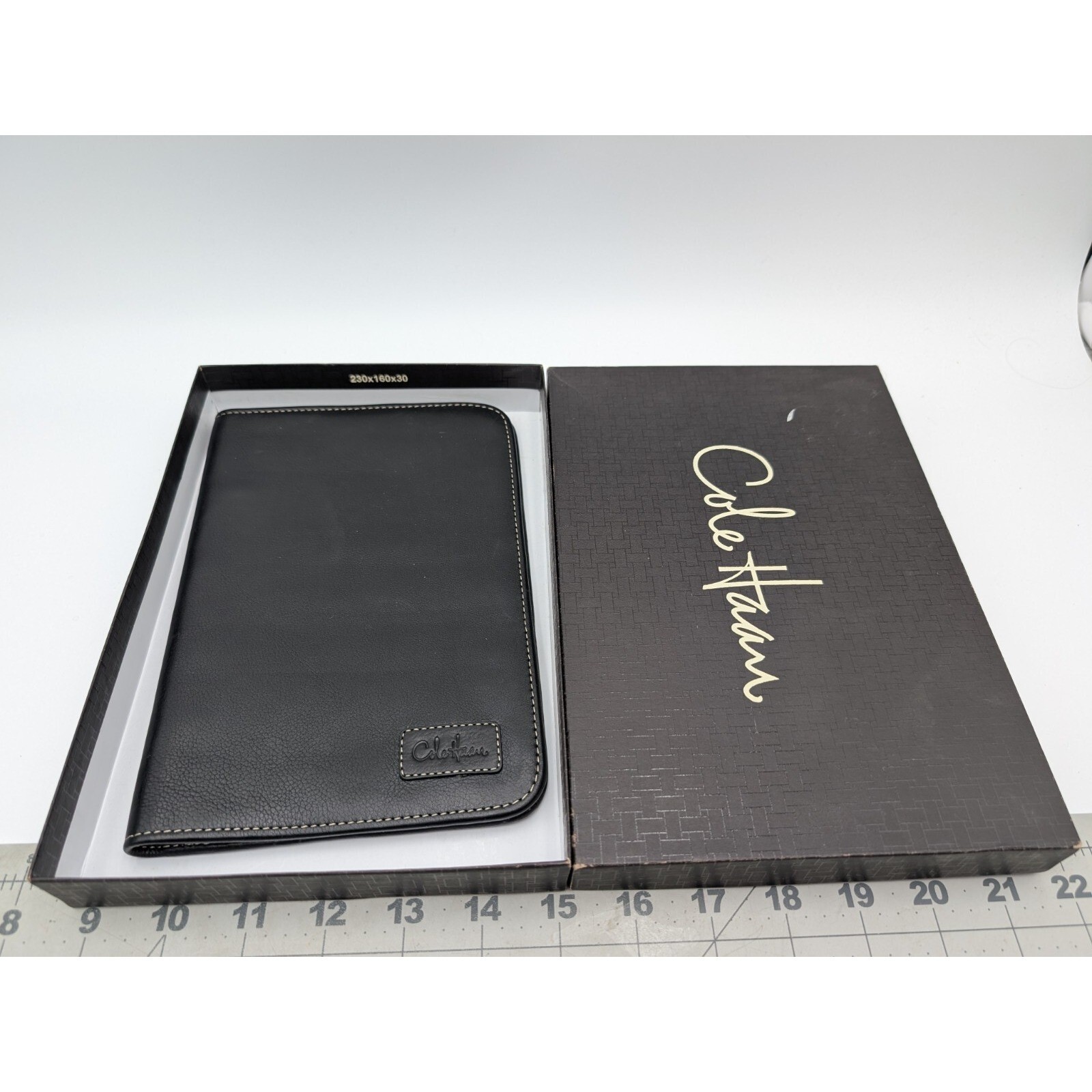 Cole Haan Leather Portfolio Planner Binder Cover About 8×5.5 Inch