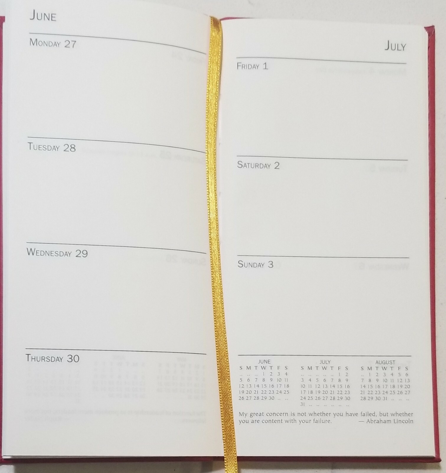 2022 Weekly/Monthly Sundial or Smithsonian pocket planners, 3 1/4 in x 6 1/2 in