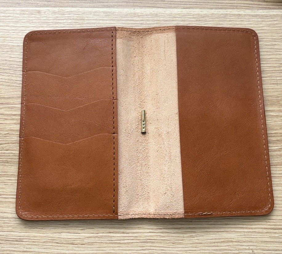 Chic Sparrow Leather B6 Slim Artist Folio Cover