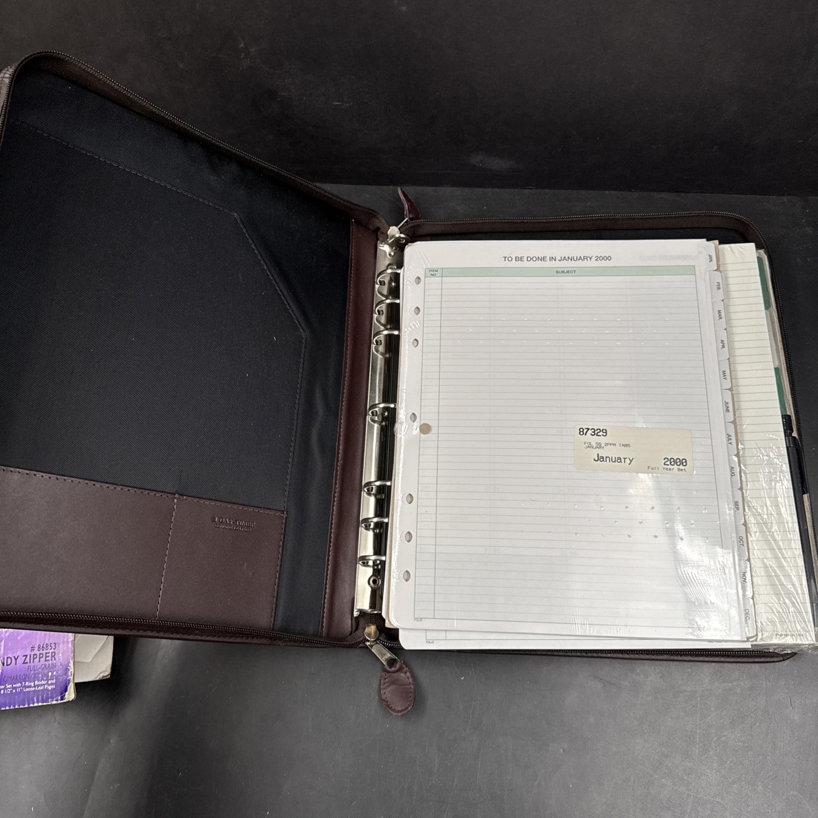 Day-Timer® Leather Planner Padfolio Open Style Organizer Burgundy Zipper Folio