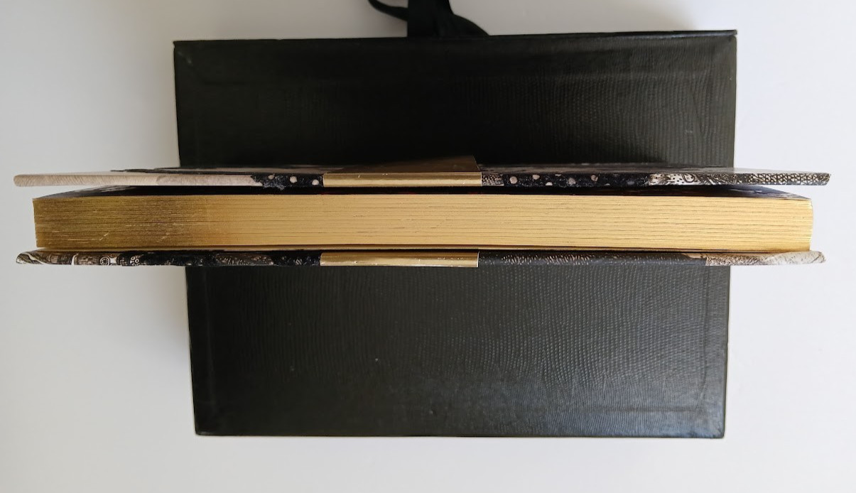 EXQUISITE Christian Lacroix Papier 2016 ASTROLOGIE Flocked Journal