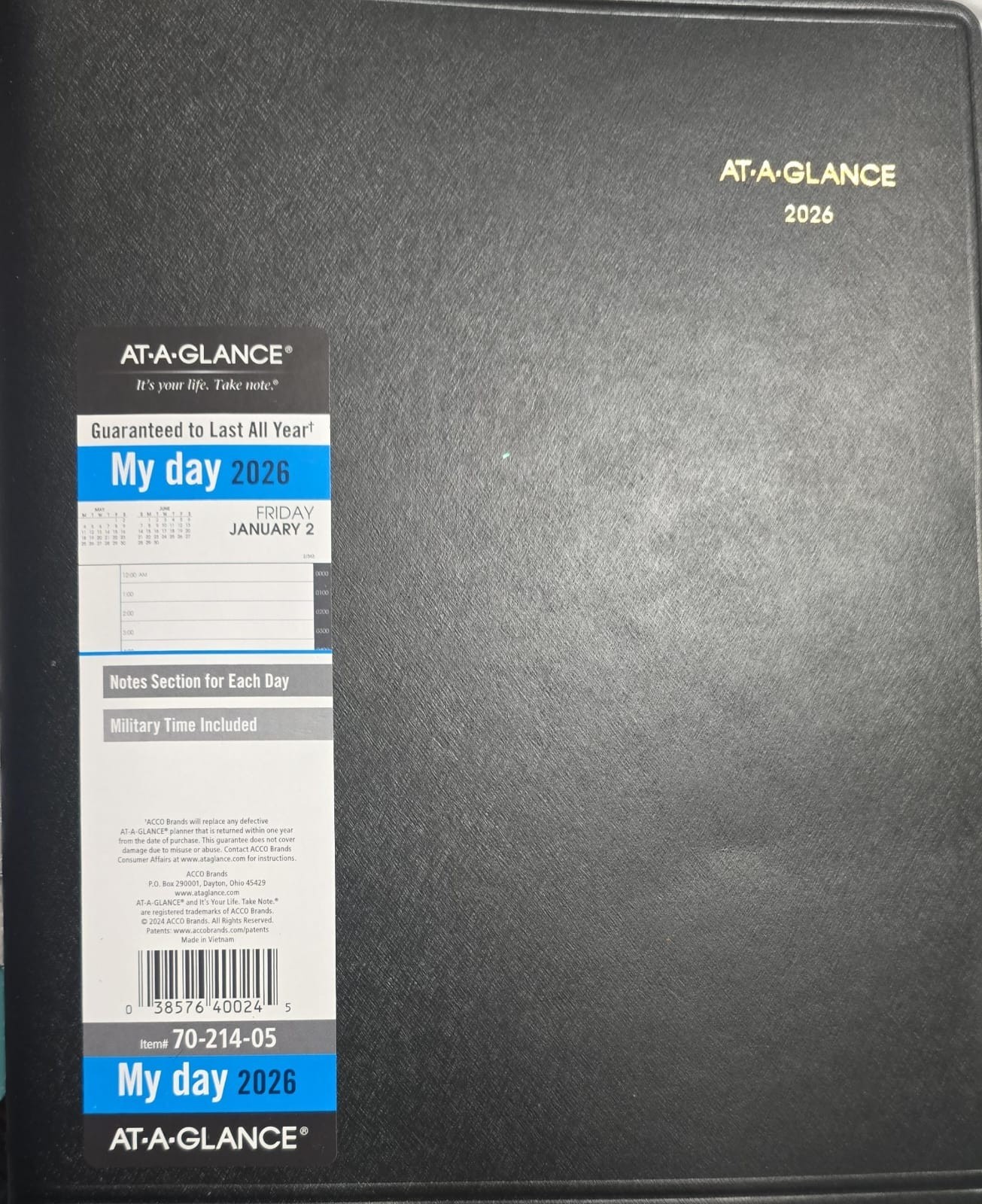 AT-A-GLANCE 2026 Appointment Book Daily Planner, 8-1/2″ x 11″ Black (7021405)
