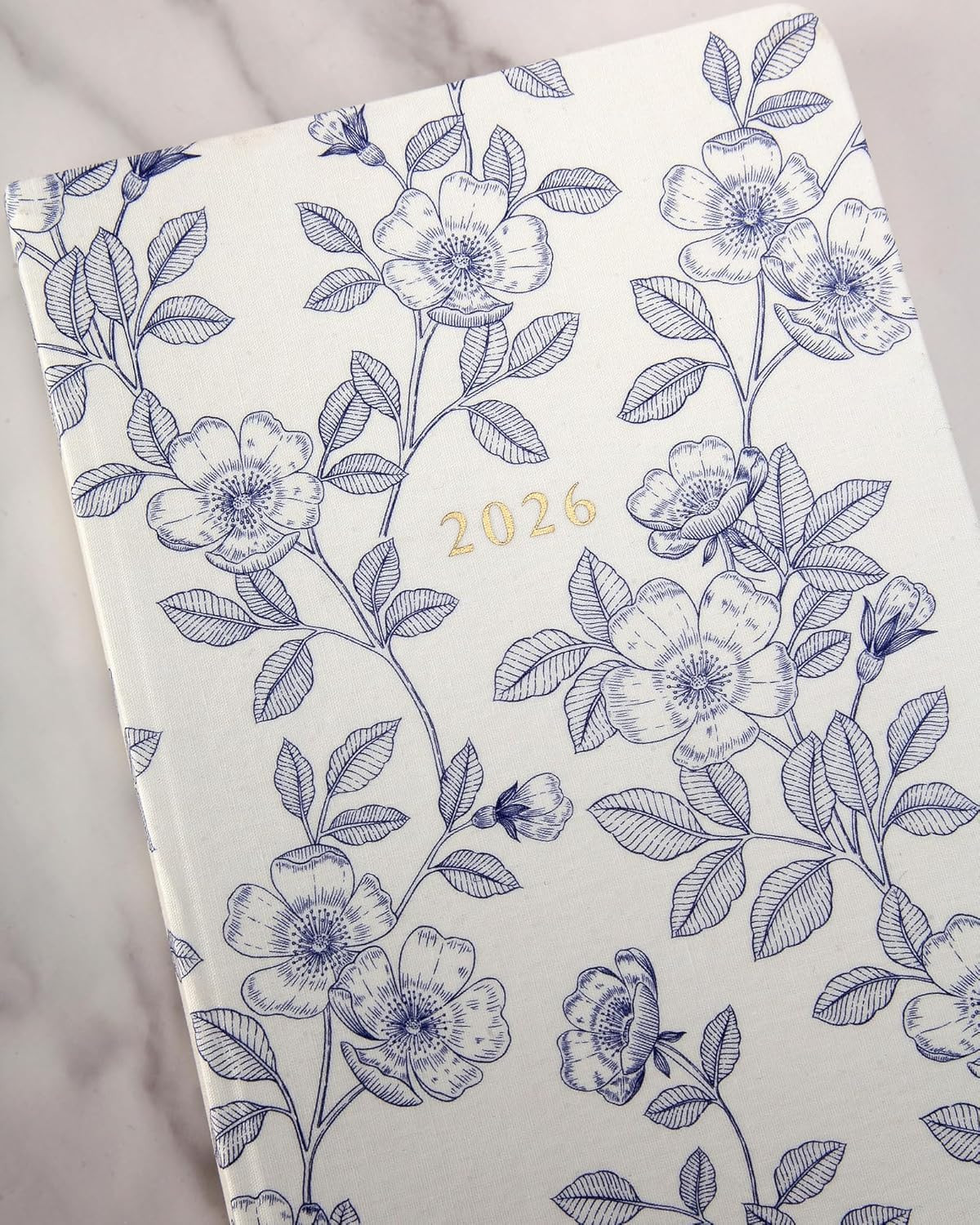 WORLD TRAVELER 2026 Planner – 6X8 Inch Weekly and Monthly Calendar Planner Agend