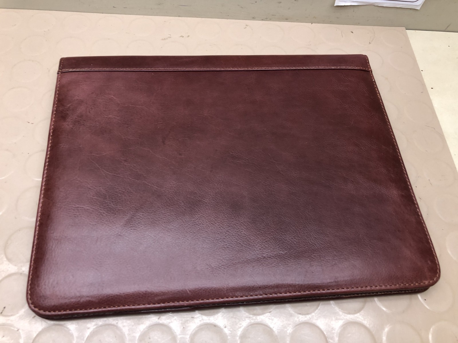 Vintage Padfolio 8.5×11 Letter Portfolio Pen Slot Burgundy