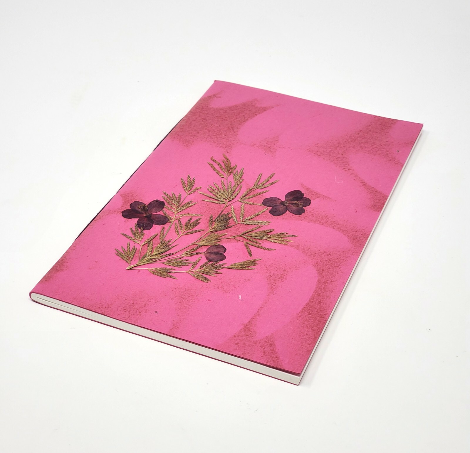 Handmade Notebook – Manfarita 5.5″ x7.4″ 100 pages – Pink Flower