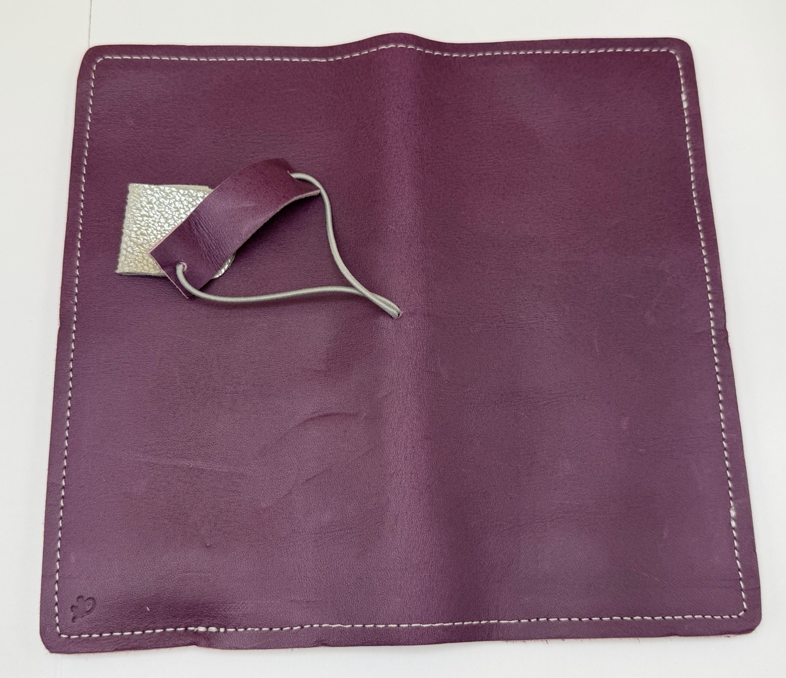 Handcrafted Personal Wide Traveler’s Notebook Purple Leather Silver Folio Cover