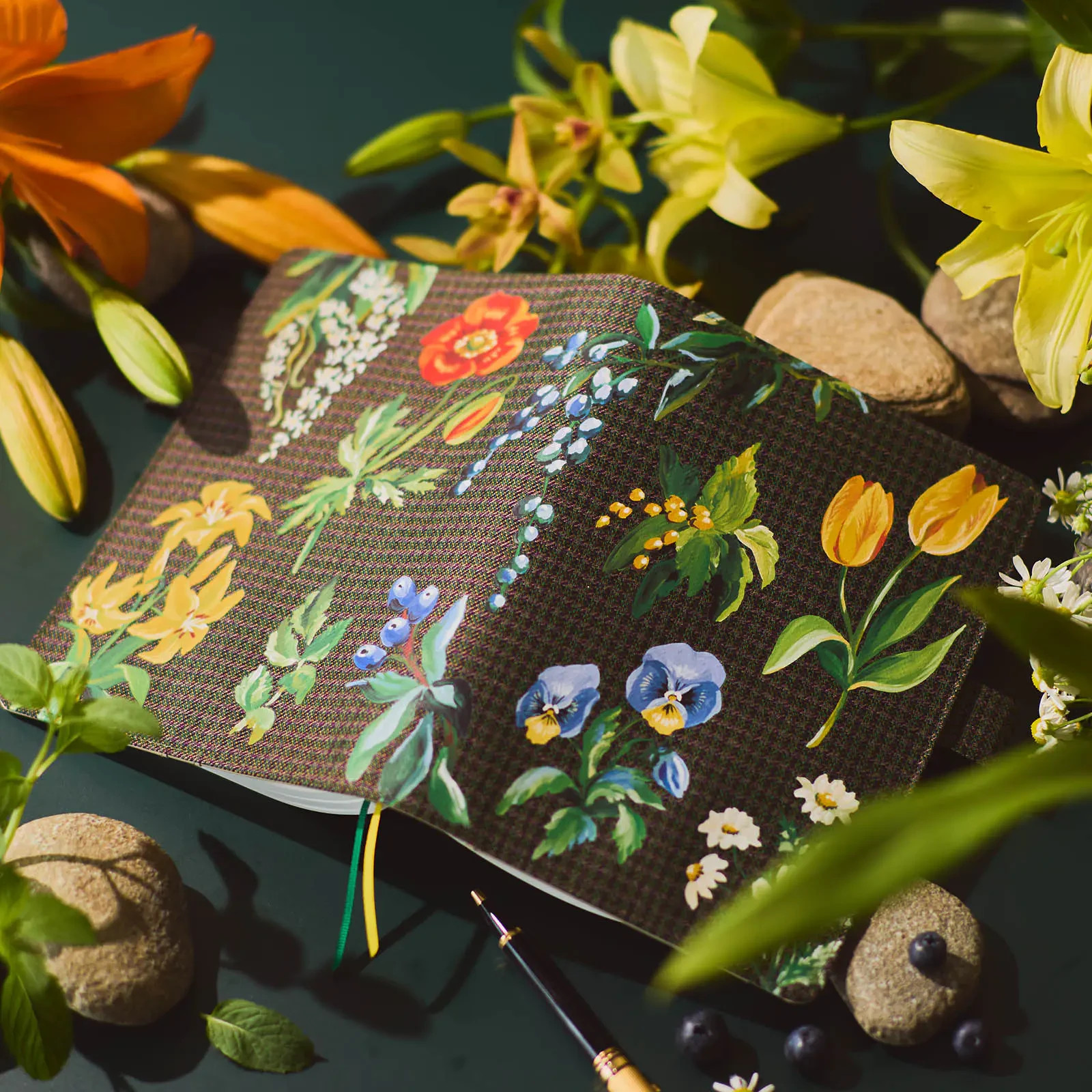 HOBONICHI TECHO 2026 Tolight Garden of Botany A6 A5 Cover & weeks JAPAN NEW