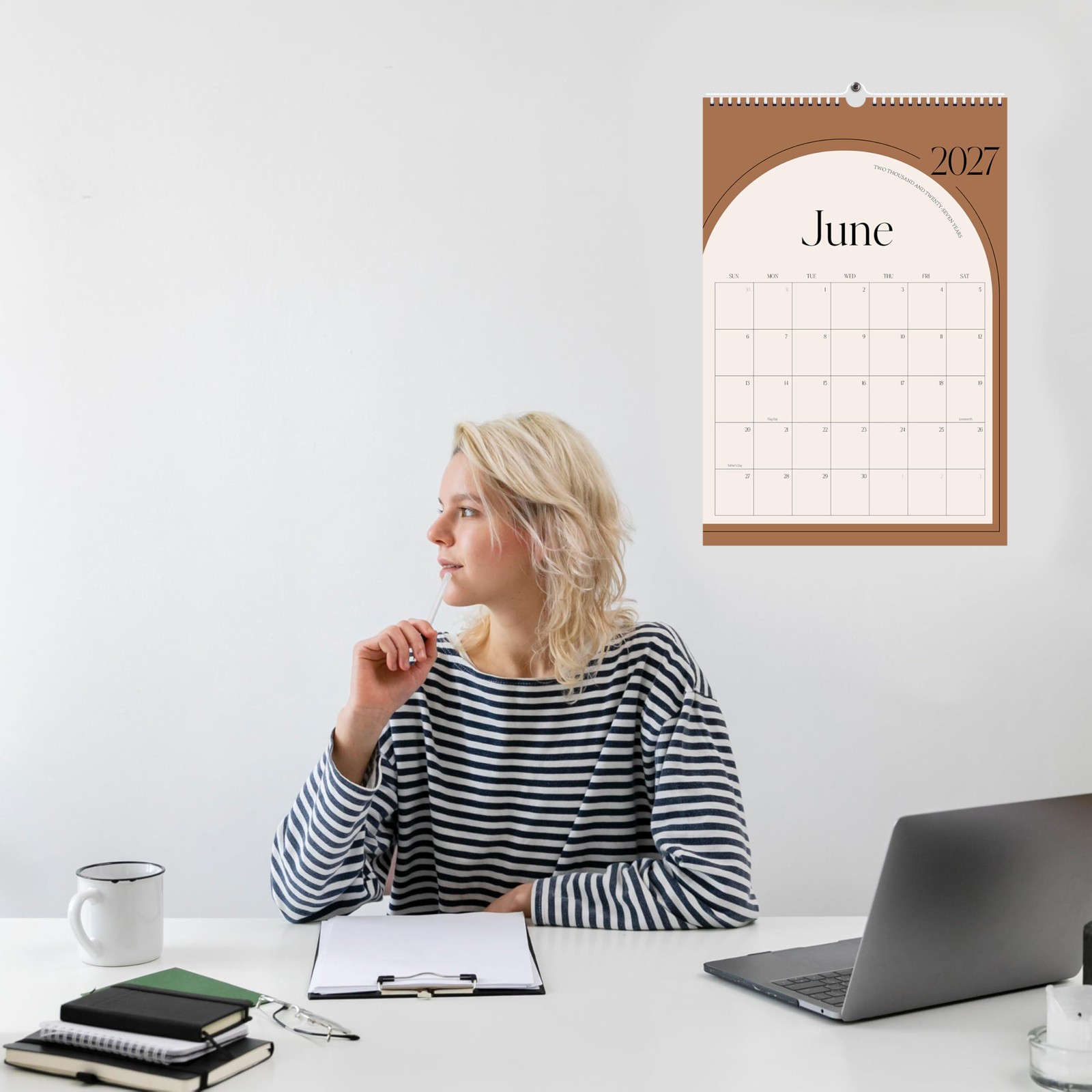 Aesthetic 2026-2027 Wall Calendar – 18 Jan 2026-Jun 2027, Green Vertical