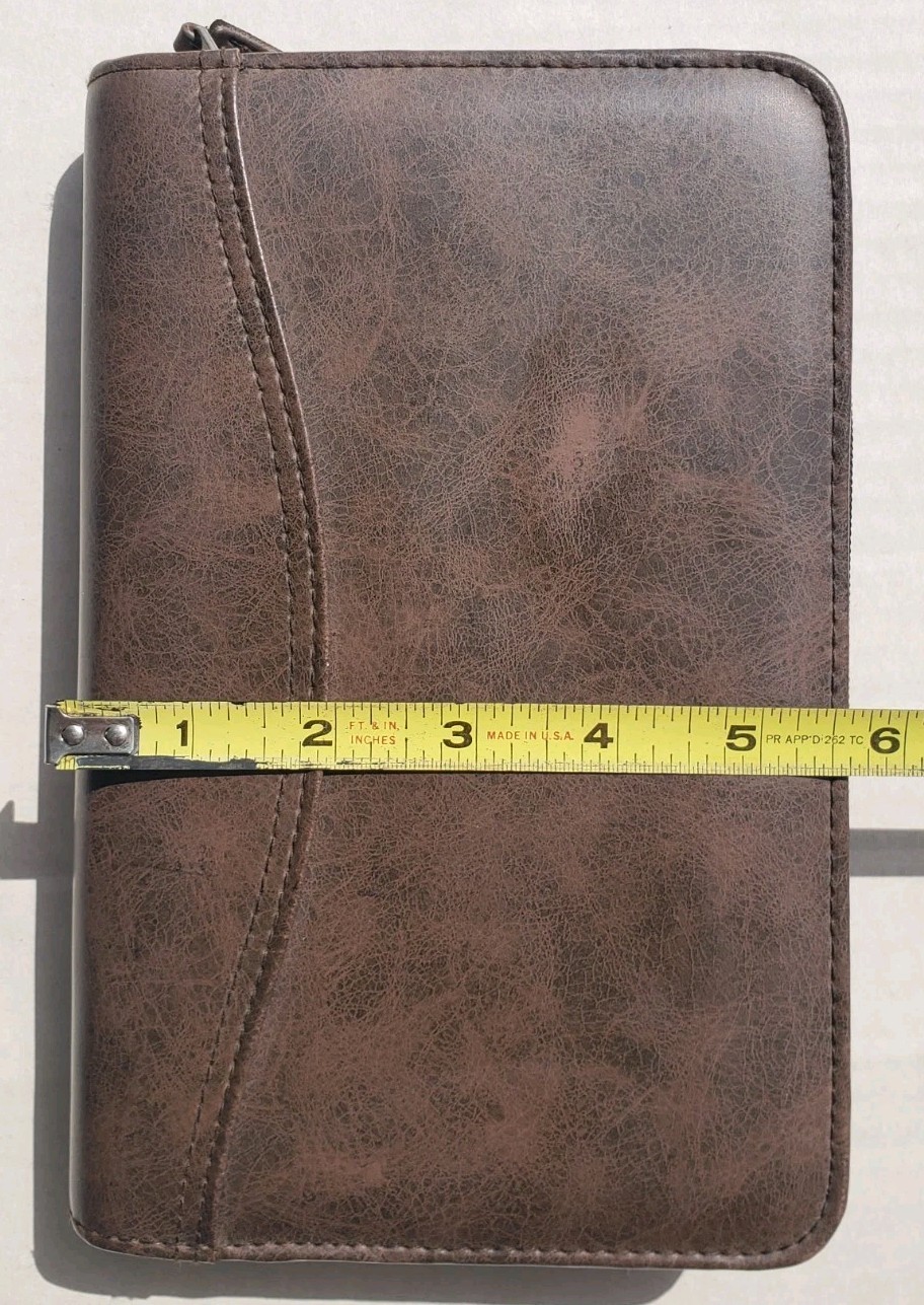 Day-Timer Brown 6 Ring Planner Organizer 8.5″x 5.5” Zip Around Small w/Pen
