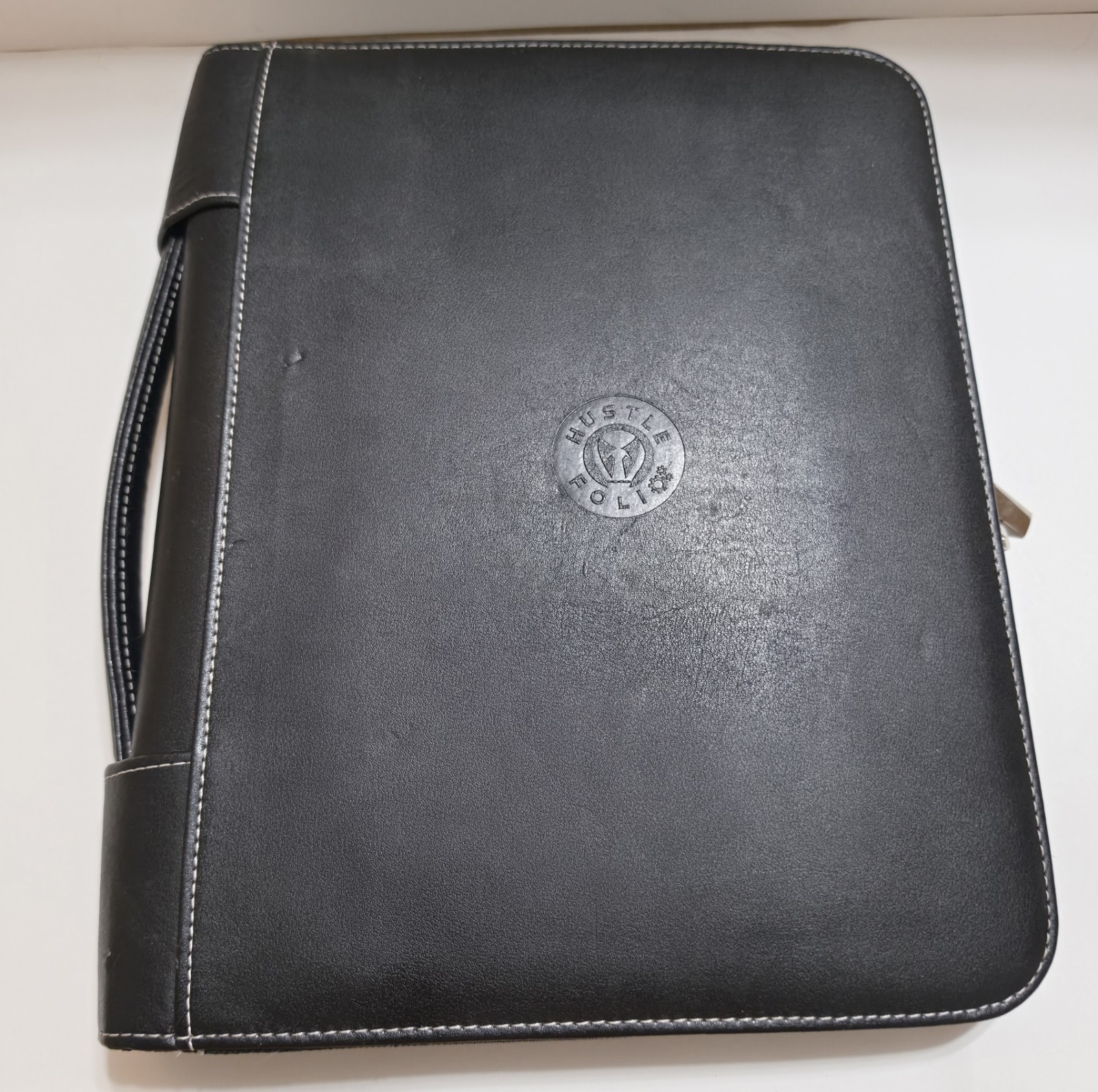 Hustle Folio Zipped Pro Organizer With Binder