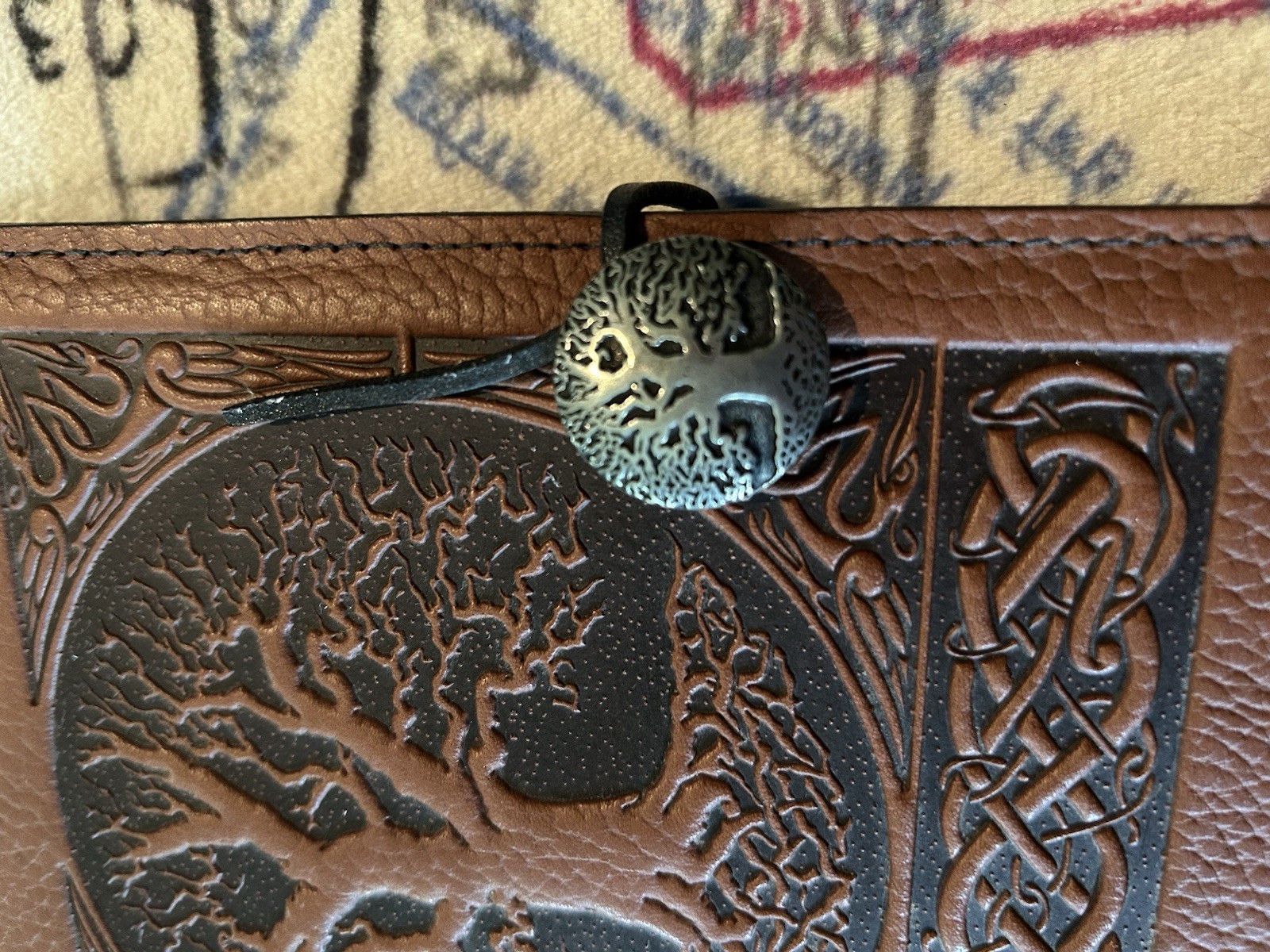 Oberon Design Leather 6″ x 9″ Journal Cover Celtic Oak in Saddle with Blank Book