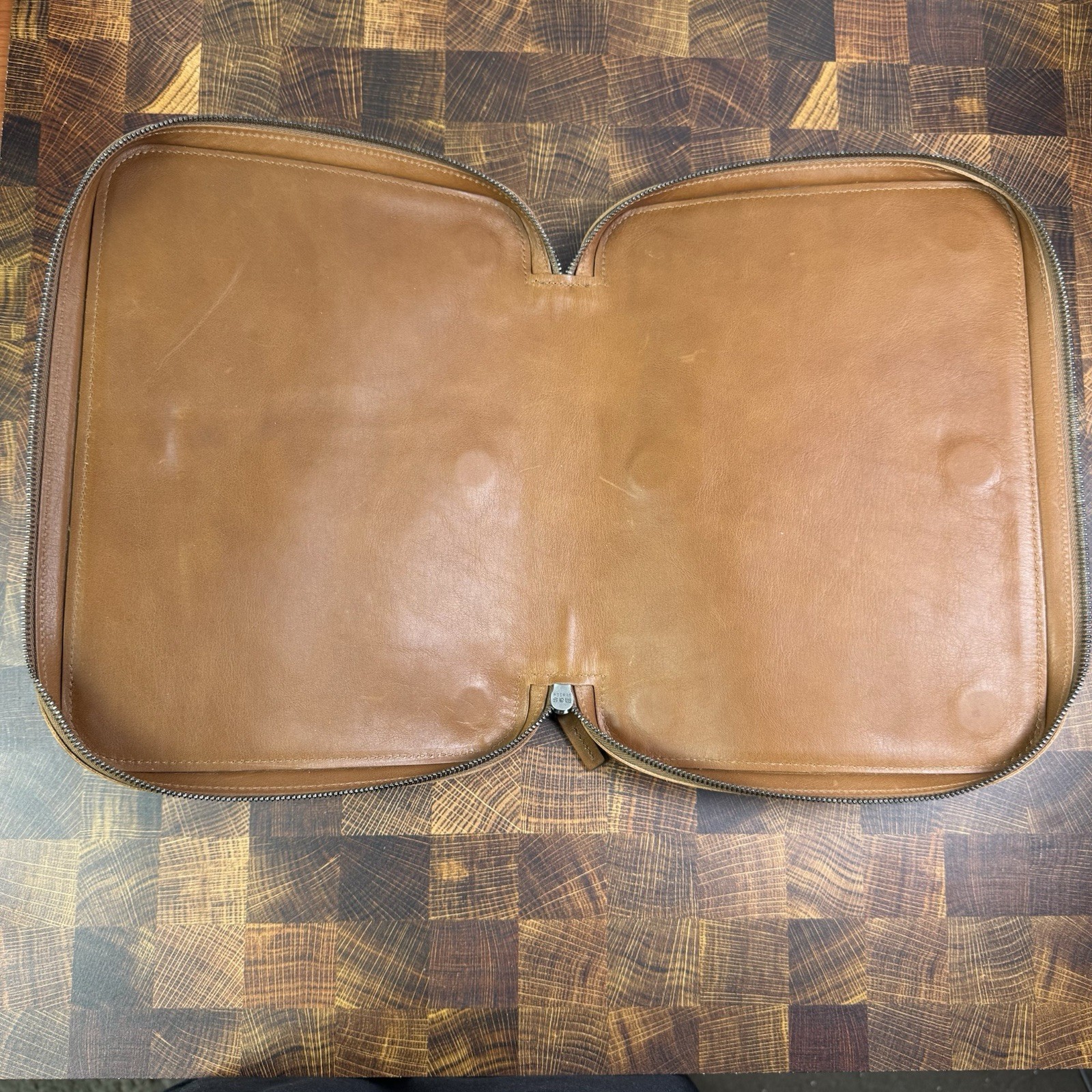 This Is Ground Mod Tablet 2 Leather Organizer Case Toffee Brown IPad Holder Vtg