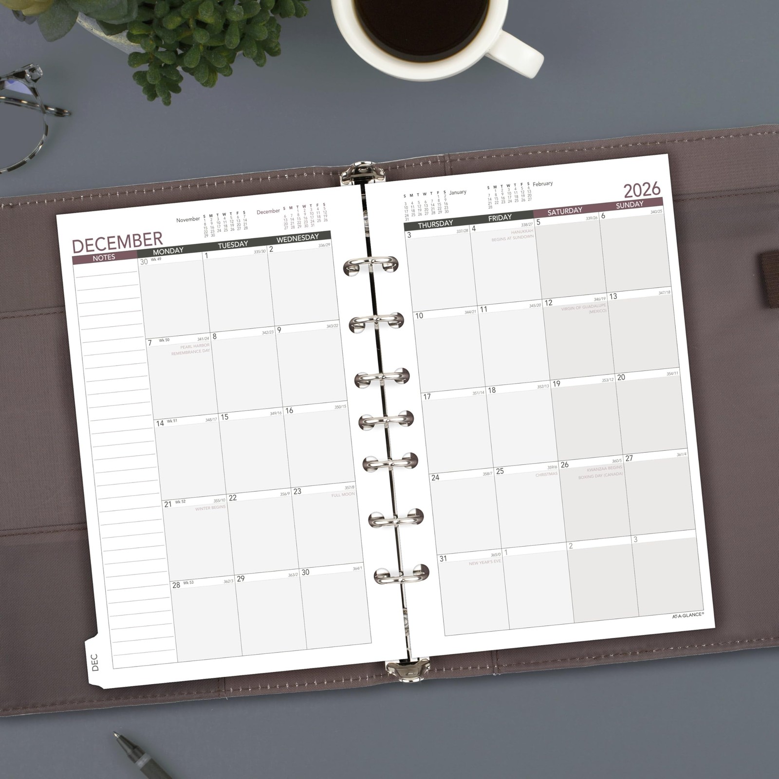 AT-A-GLANCE 2026 Planner Refill, Weekly, 5-1/2″ x 8-1/2″, Size 4 Desk, White