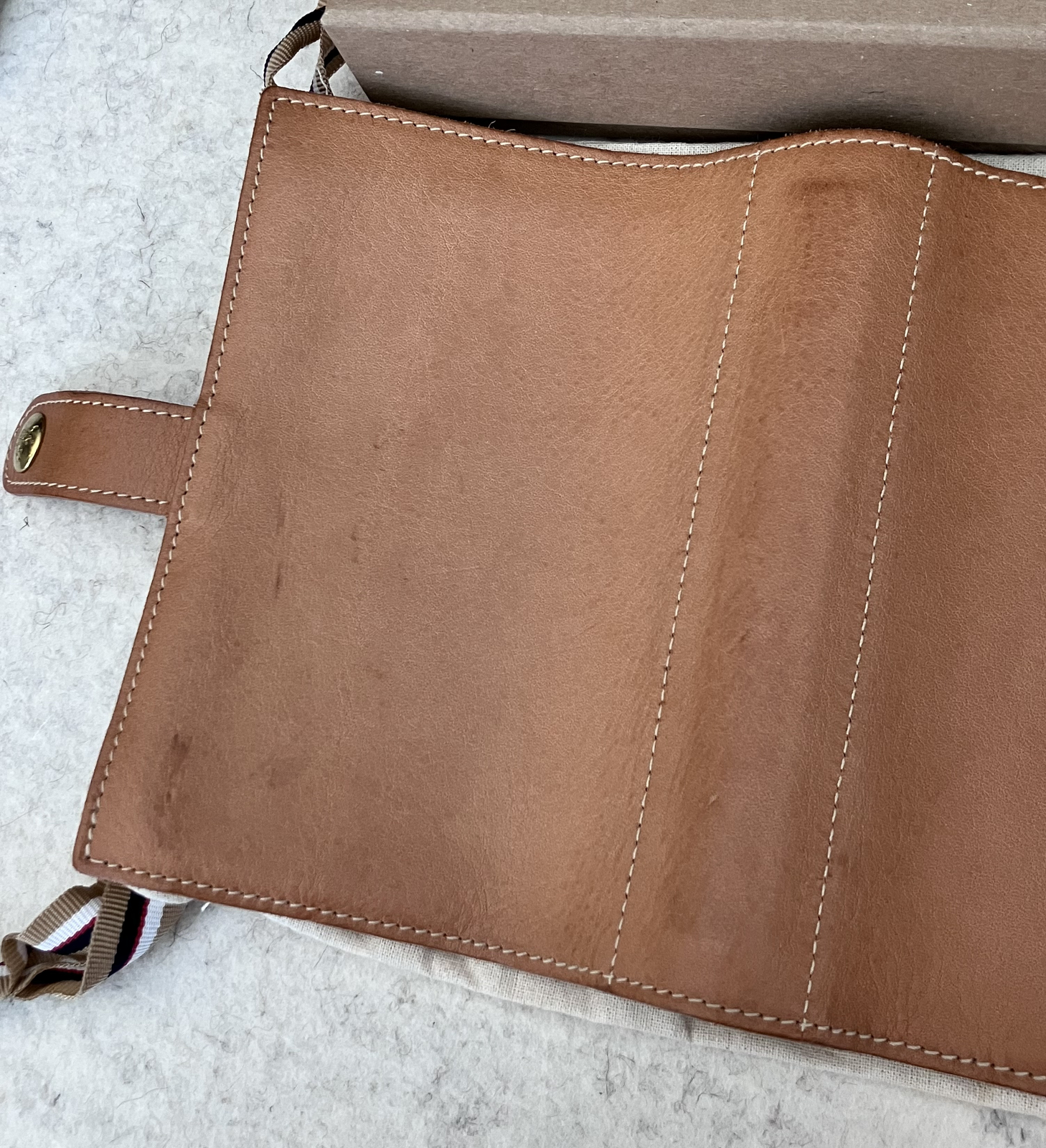 IL BISONTE A7(Pocket Size) Planner Cover in Color Natural