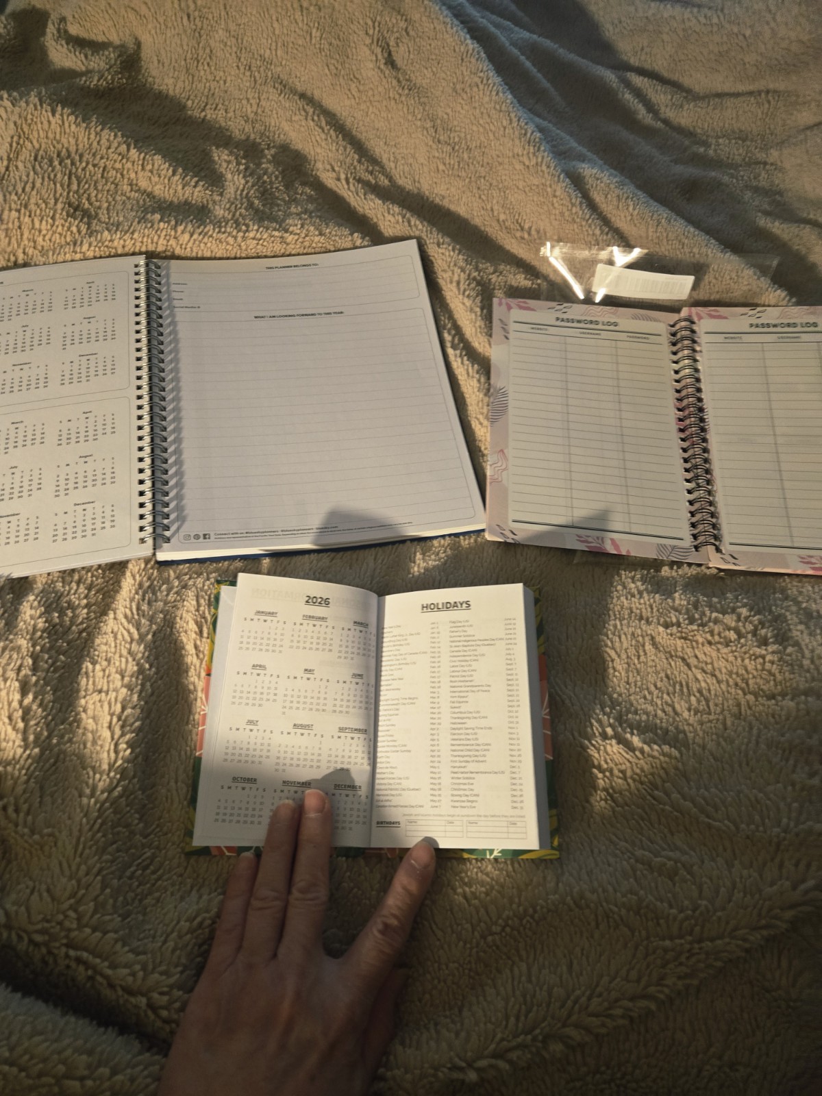 LOT OF 3 25-26 , 26-27, 26-28 PLANNERS