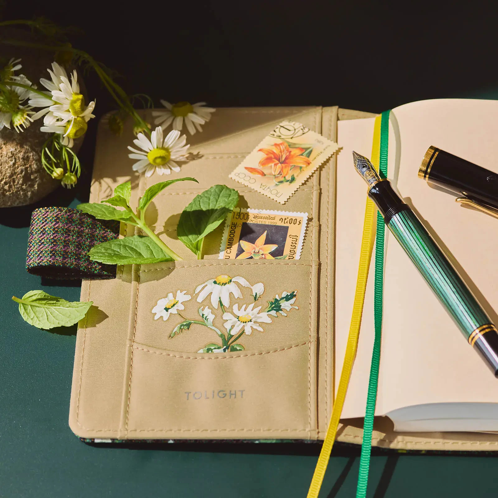 HOBONICHI TECHO 2026 Tolight Garden of Botany A6 A5 Cover & weeks JAPAN NEW