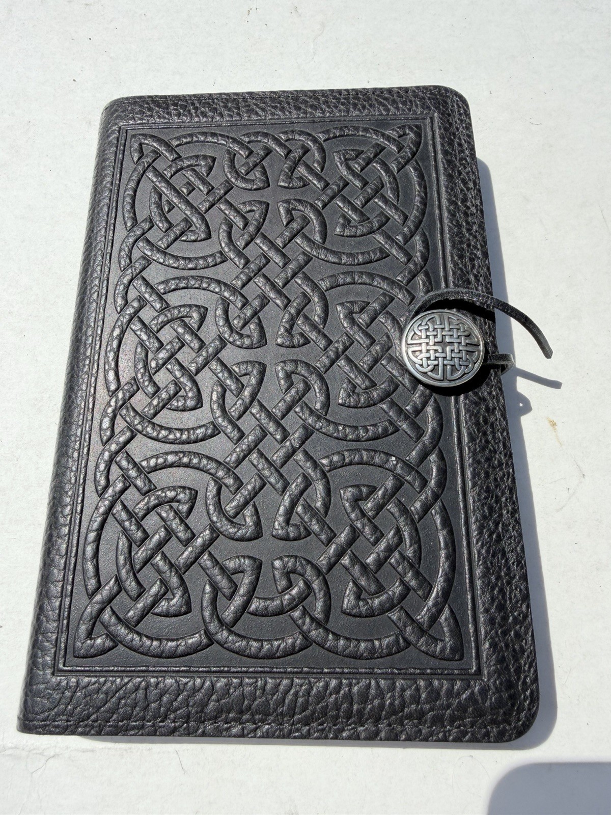 Oberon Celtic Design Tooled Black Leather Notebook Journal Cover W/paper! 6×9”