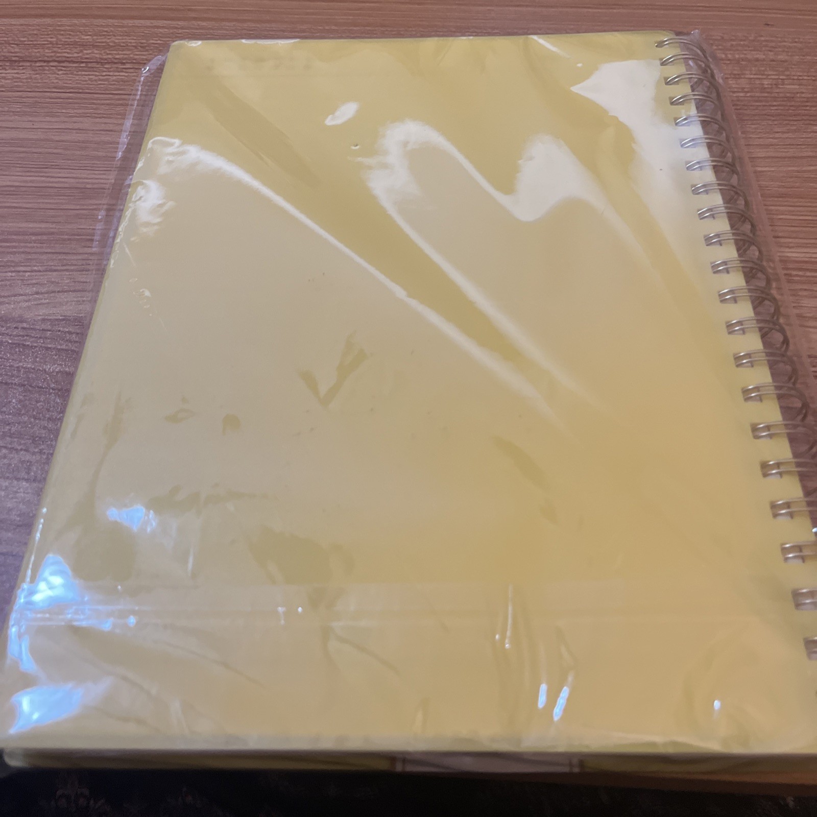 300 Lined Pages(150 Sheets) 100 GSM Thick Paper 6 table ofContents 180deg Flat
