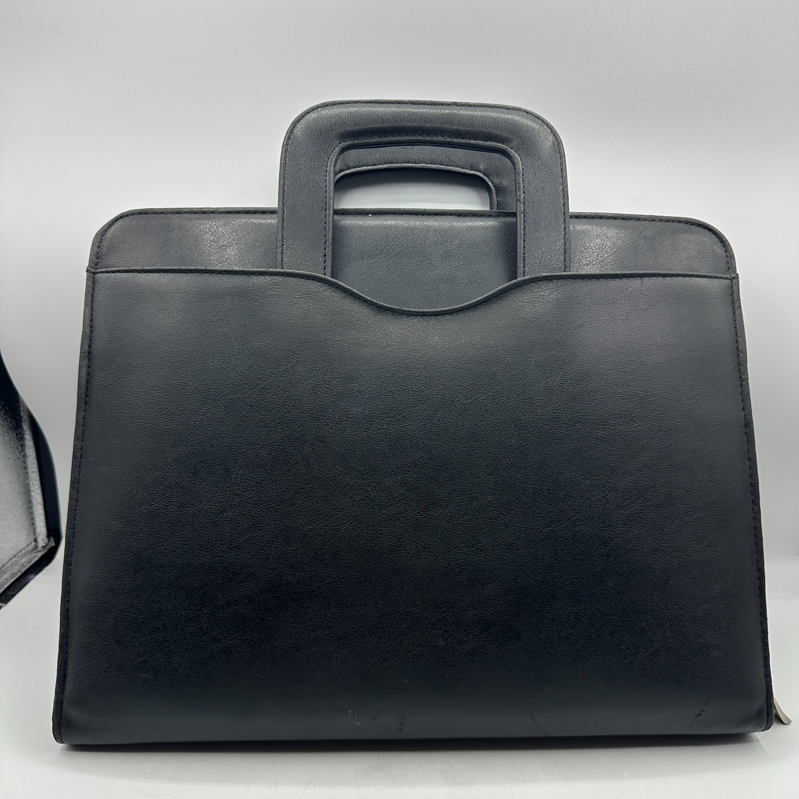 Day Timer Black Leather Zip 3 Ring Binder 11 x 14 in Briefcase Portfolio Handles