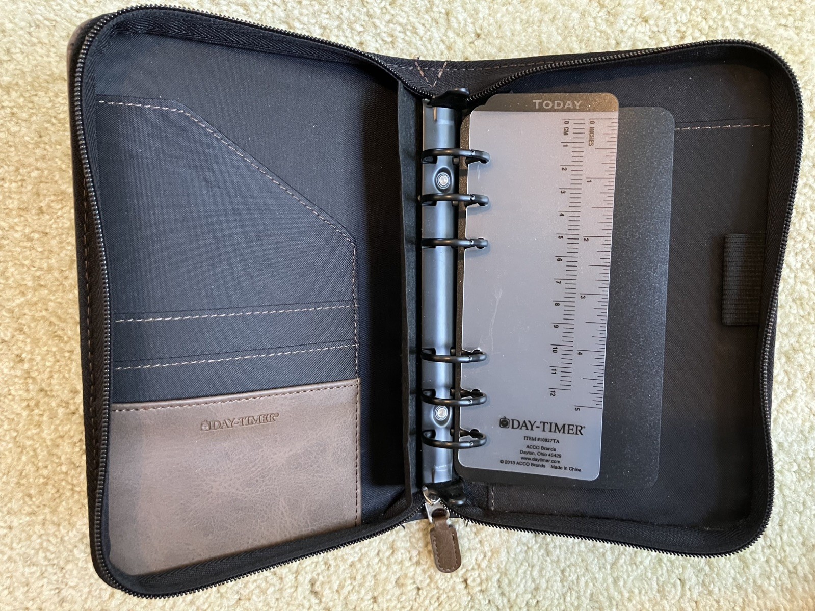 Day Timer Brown Zippered 6-Ring Planner Organizer Approx. 5.5” X 8.5”