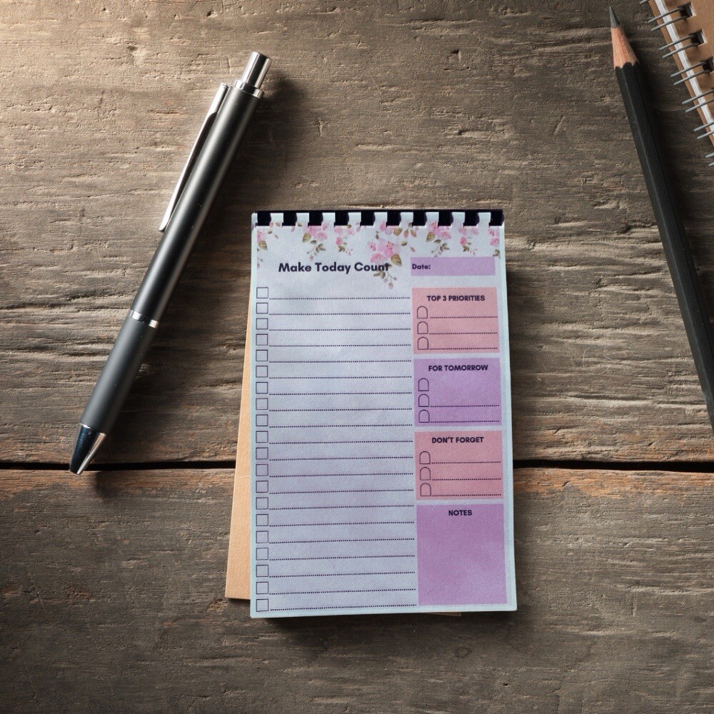 Floral Daily Planner Notepad, 5.5×8.5 Inches, 50 Pages, Productivity Checklist