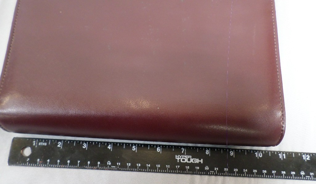 EUC CLEAN CLASSIC EDITION DAY RUNNER RED BINDER DAILY PLANNER CALENDER