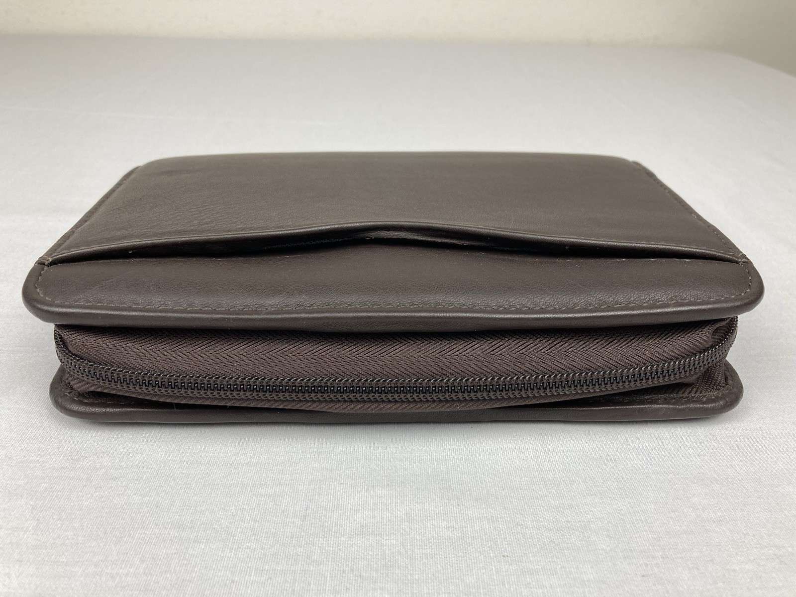 VTG DAY-TIMER BROWN LEATHER 6 RING PLANNER ORGANIZER 8” X 5.5” FRONT POCKET VGC!