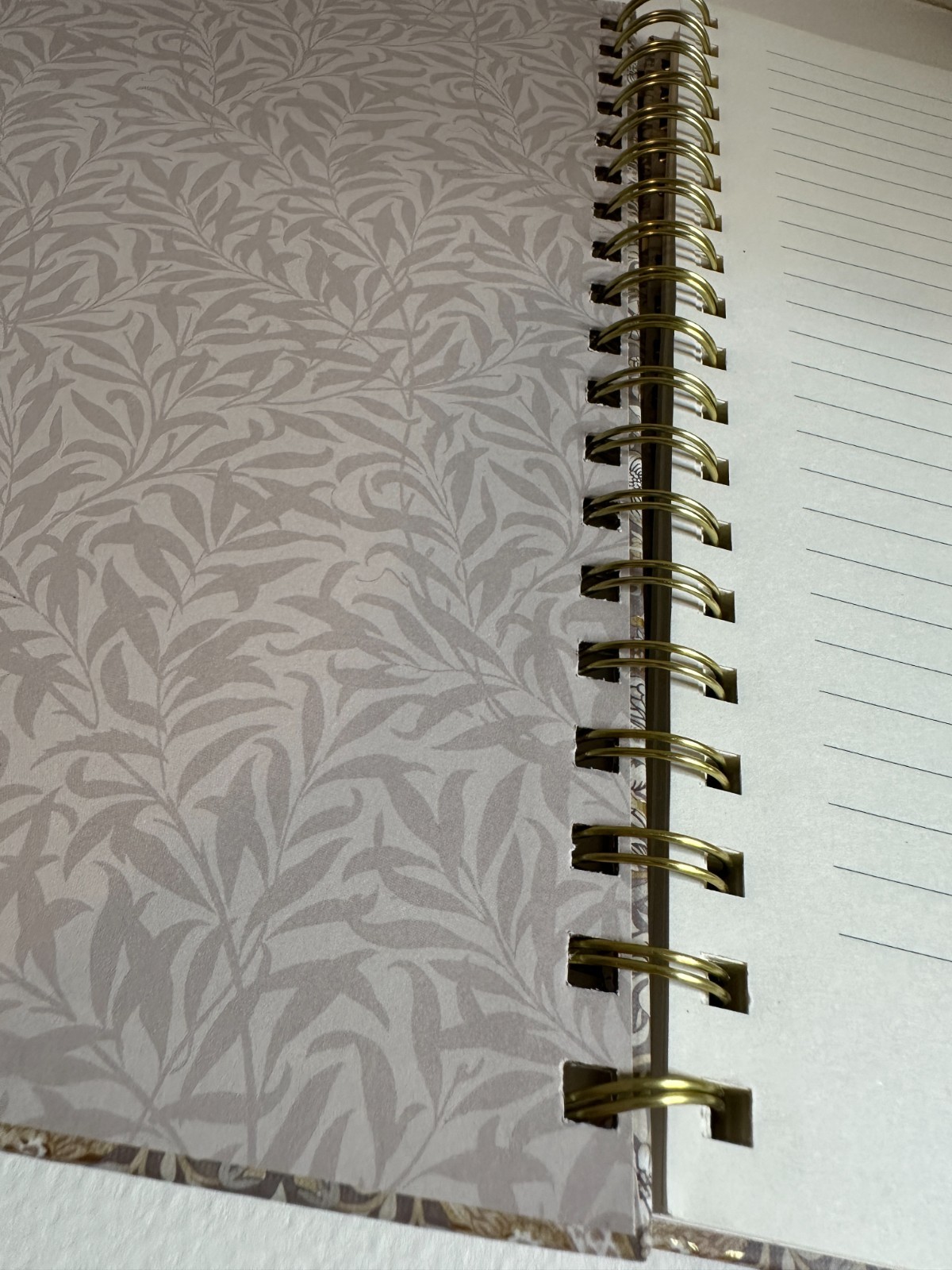 William Morris & Co. | Spiral Notebook | 200 Pages | 10″ x 17″