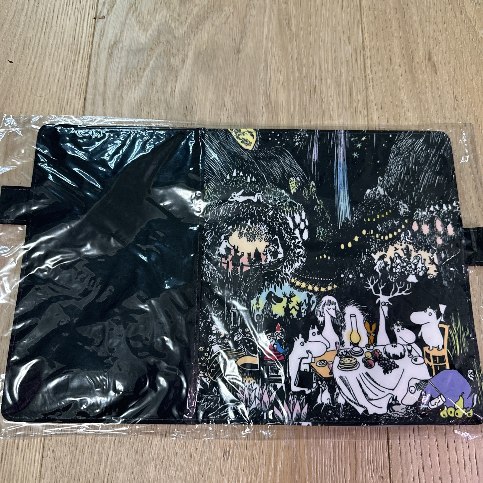 Hobonichi Techo Cousin A5 Cover Moomin: Night of the Big Party NEW