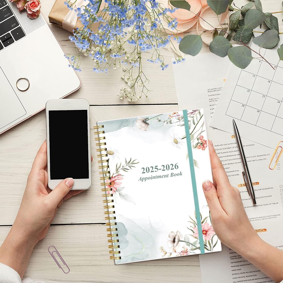2025-2026 Appointment Book – Daily Hourly 5.8″ x 8.5″, Pink Flowers