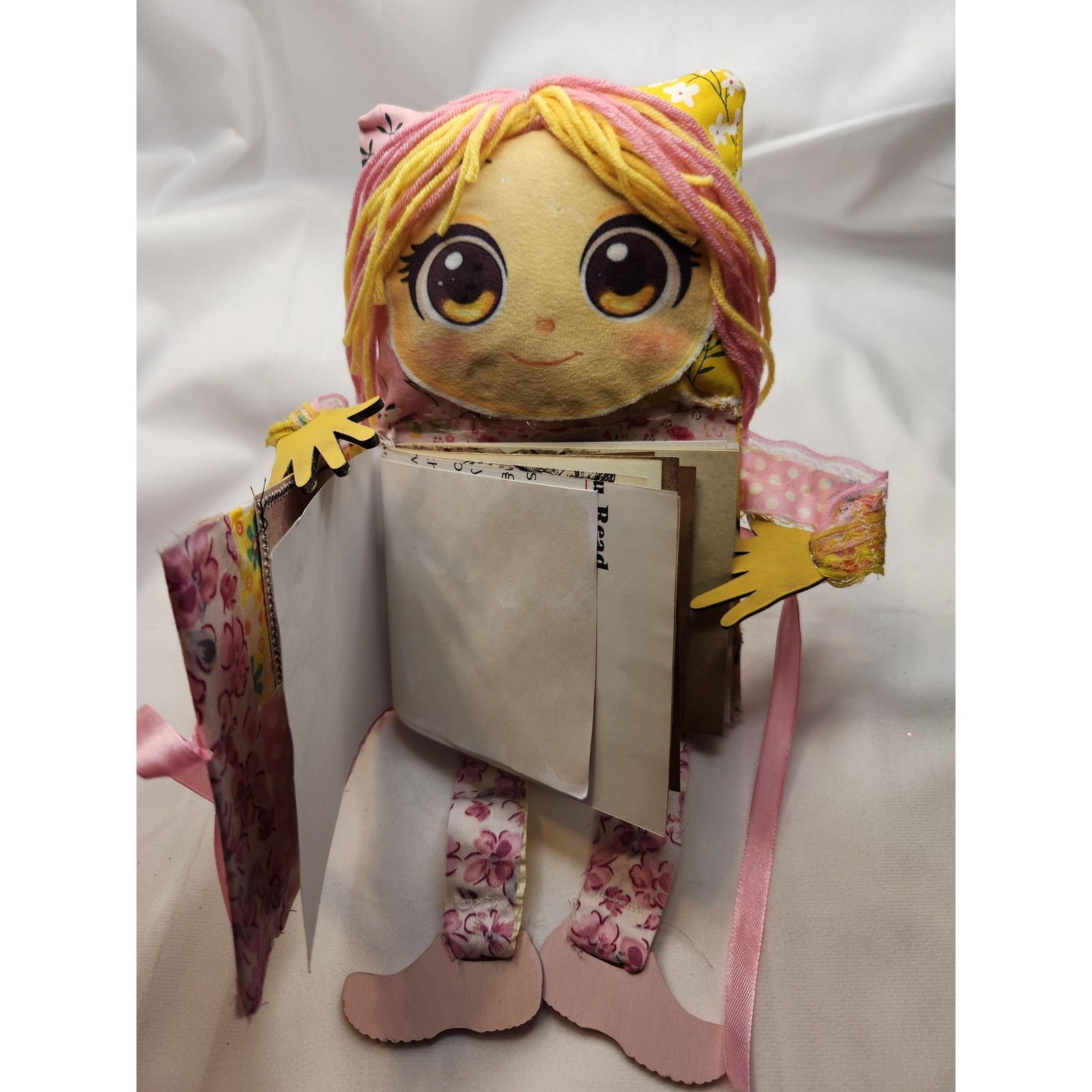 Flower Doll Junk Journal: Handmade Mixed Media Naked Refillable Pages Journal