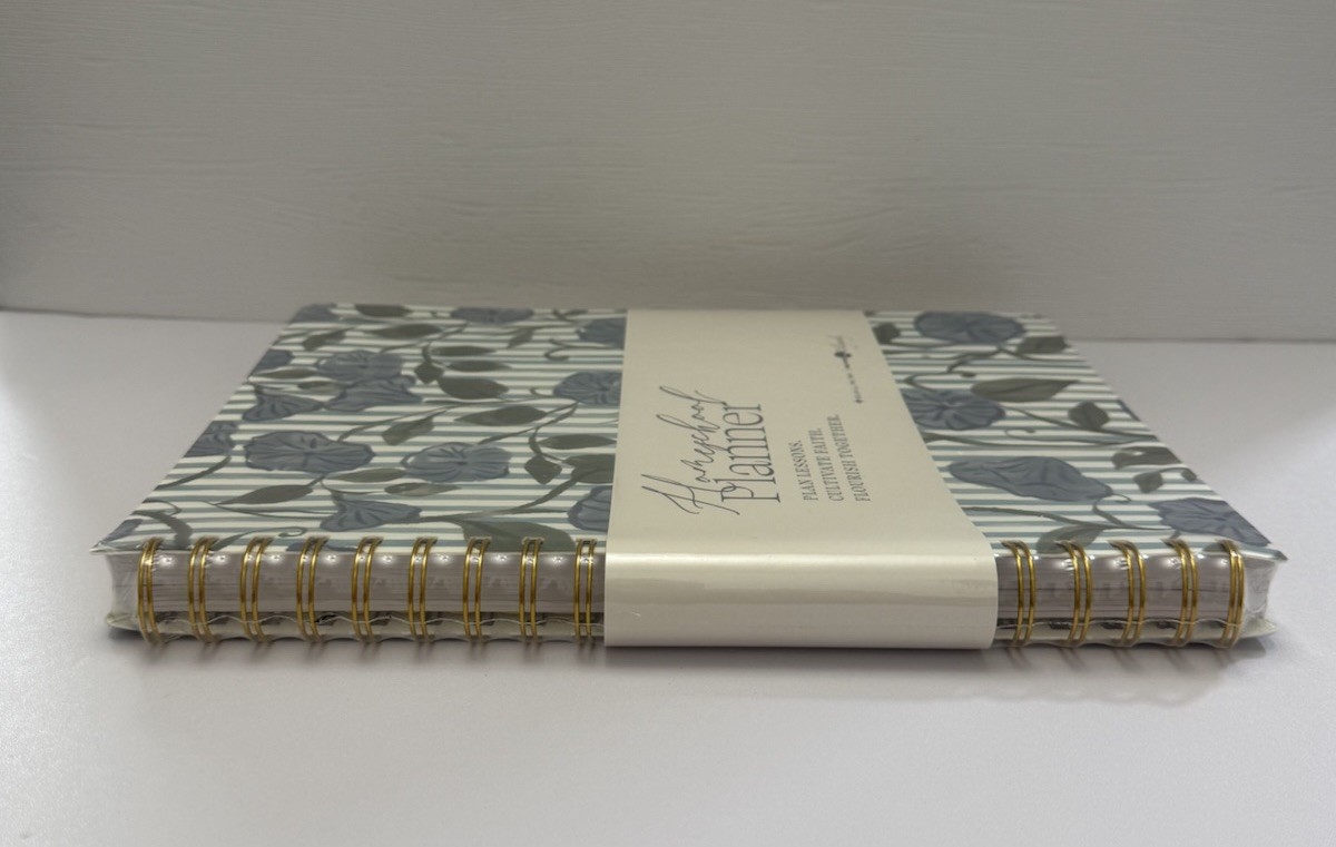 Selah Homeschool Planner Undated Spiral Bound Faith-Based Weekly Monthly 8.5×11