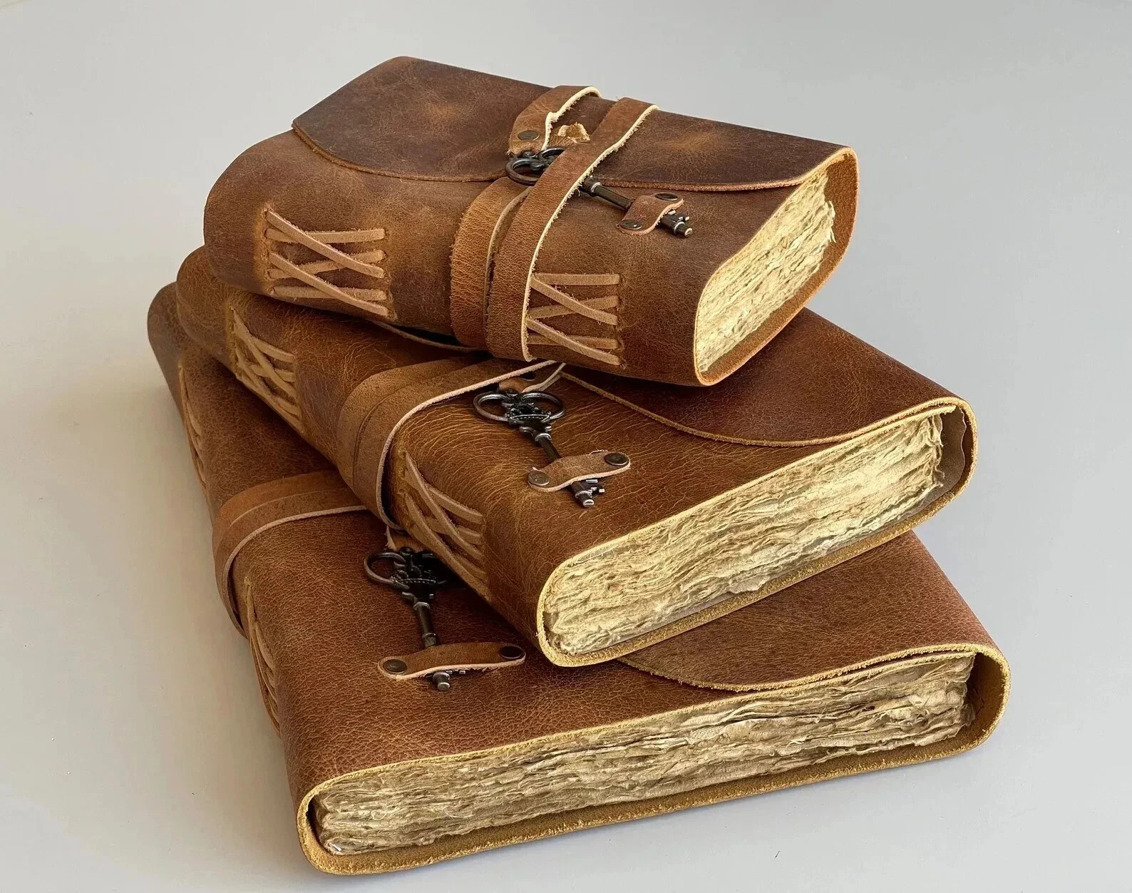 Vintage Leather Journal with 250 Pages Deckle Edge Paper-6″ by 8″