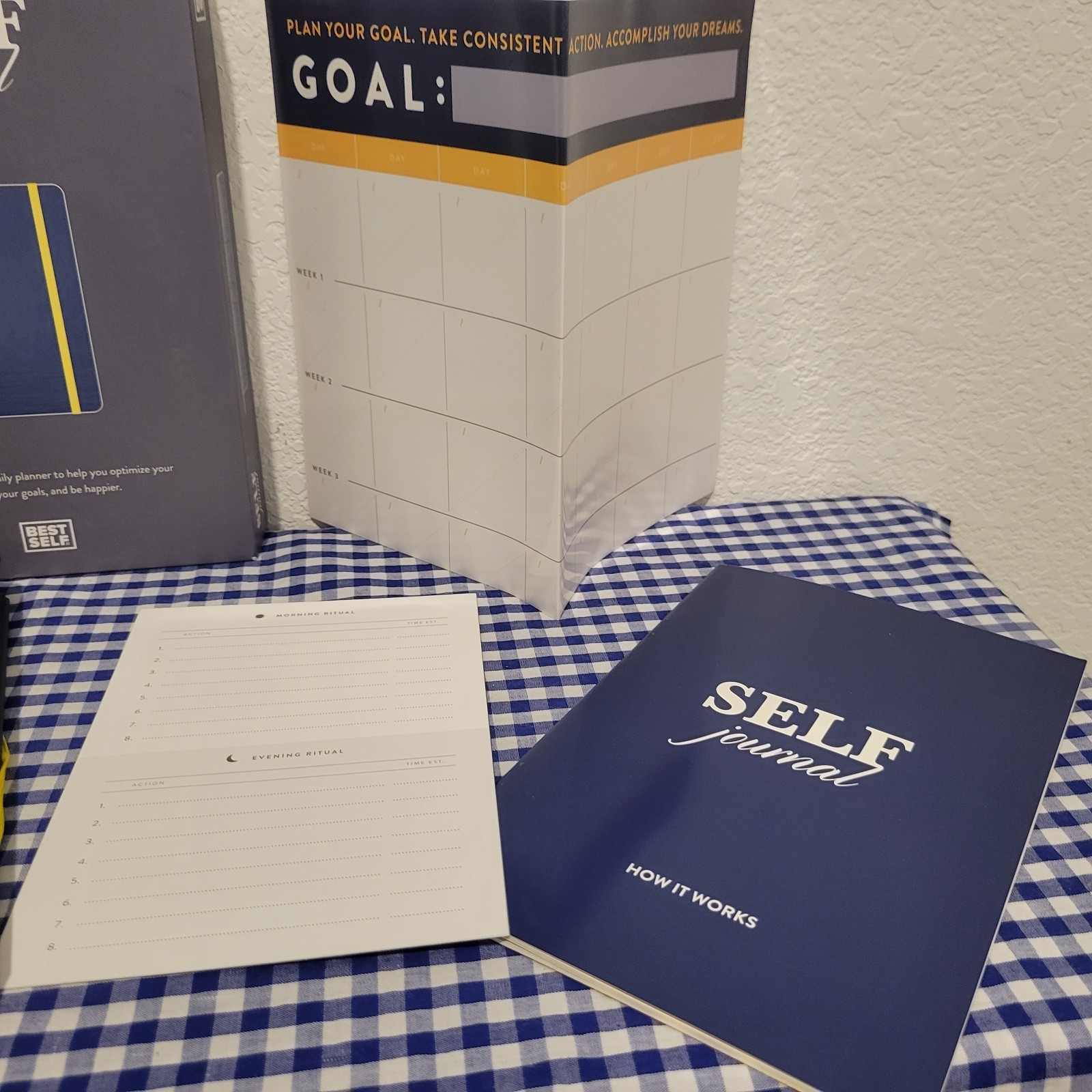 Best Self Self Journal Navy and Yellow Flagship Edition – OPEN BOX – CIB