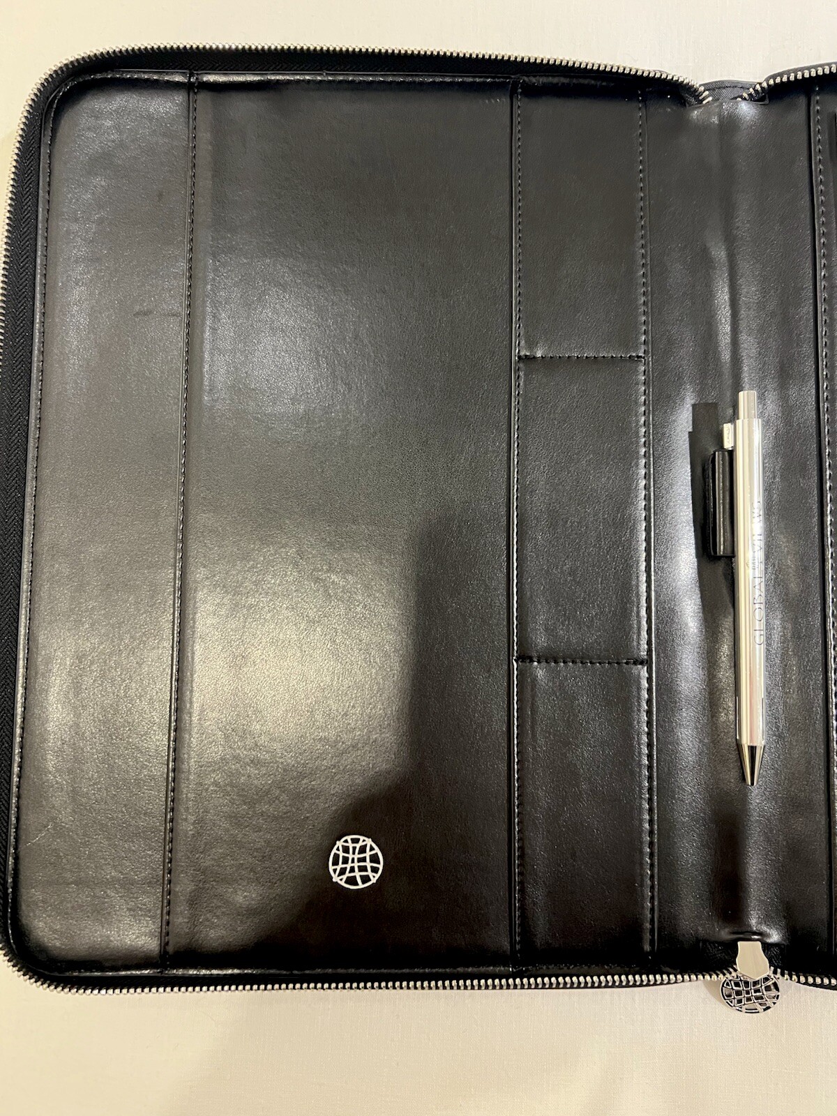 Global Views Work Folio A5 Premium Leather Portfolio Zipper Closure Black New