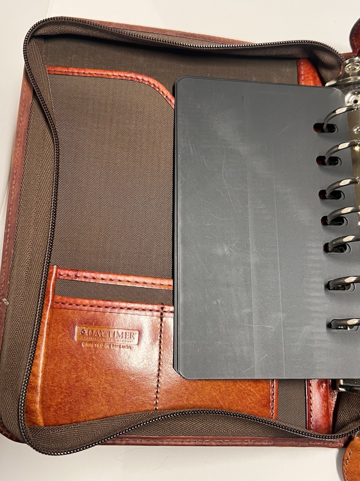 Solutions for Success Vintage DayTimer Leather Planner – FREE SHIPPING!!