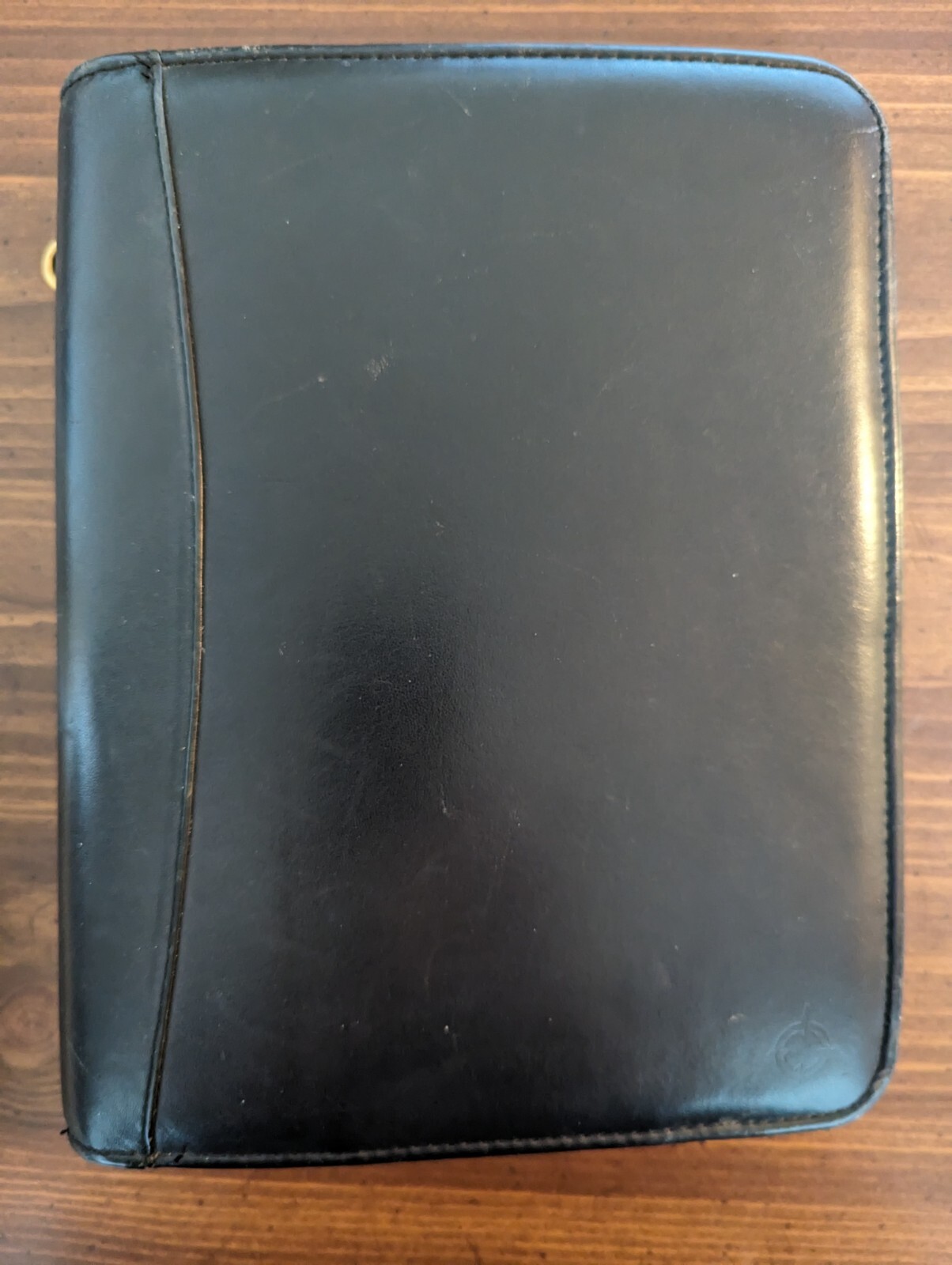 Franklin Covey 1-1/2” Black Vintage Leather Zipper Binder