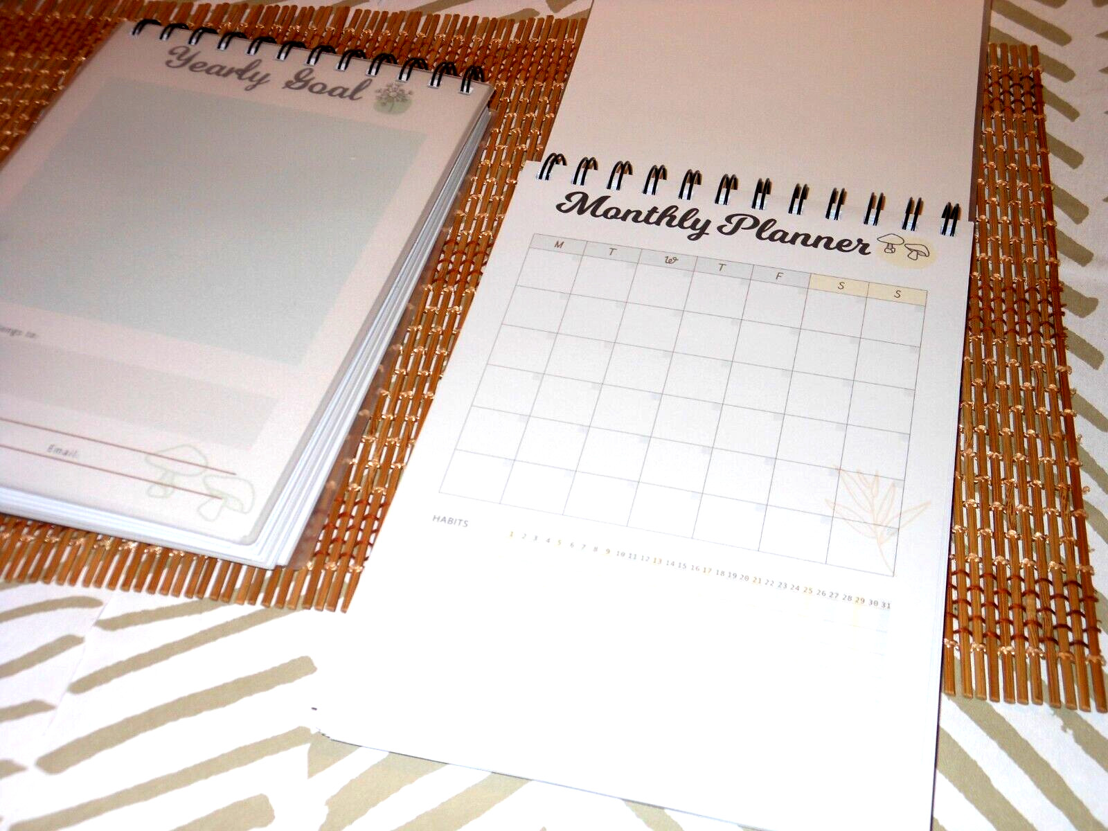 2 X DAILY, WEEKLY , MONTHLY BLANK NOTEPAD PLANNERS & GOALS , SPIRAL