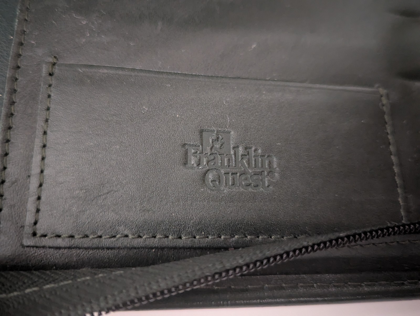 Franklin Quest Woven Planner Grain Leather Zip Around 7 Ring Binder 10.75 x 8.75