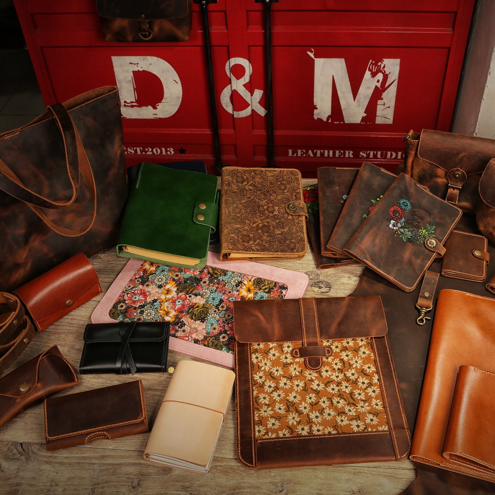 Personalized Leather Travel Journal Notebook For Writing A5 Size 300 pages