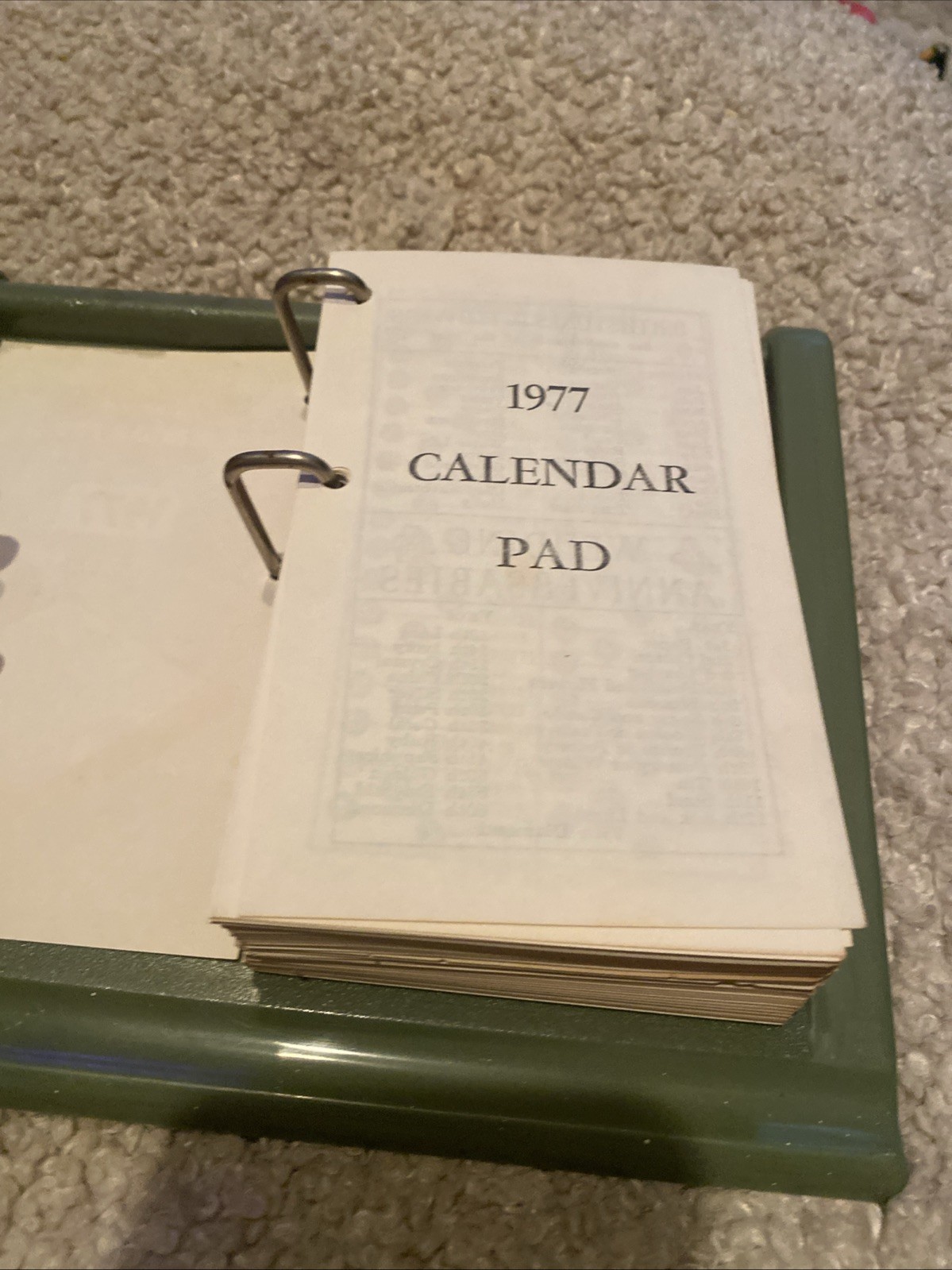 Verona Calender Pad 1977 Desk Set Plastic Green “For The General