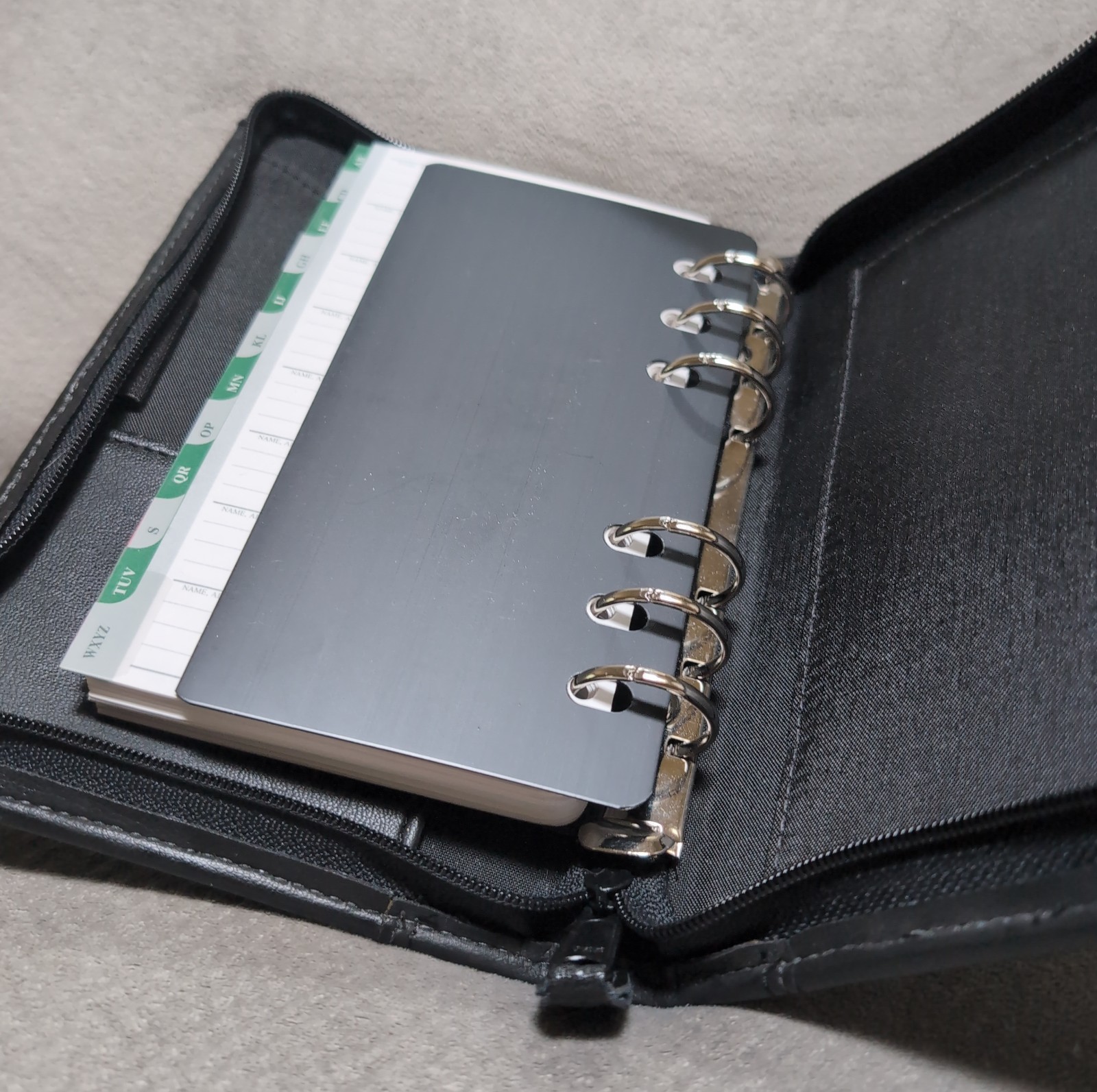 Day Timer Binder Black Leather 7 Ring 1″ Zip Up VTG 90s