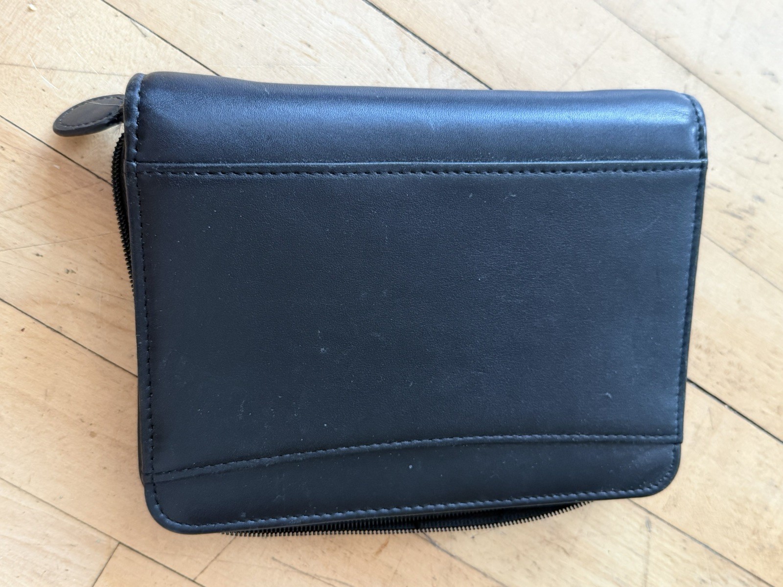 Franklin Covey 41485 Compact Friday Nylon Zipper Binder Card Pockets